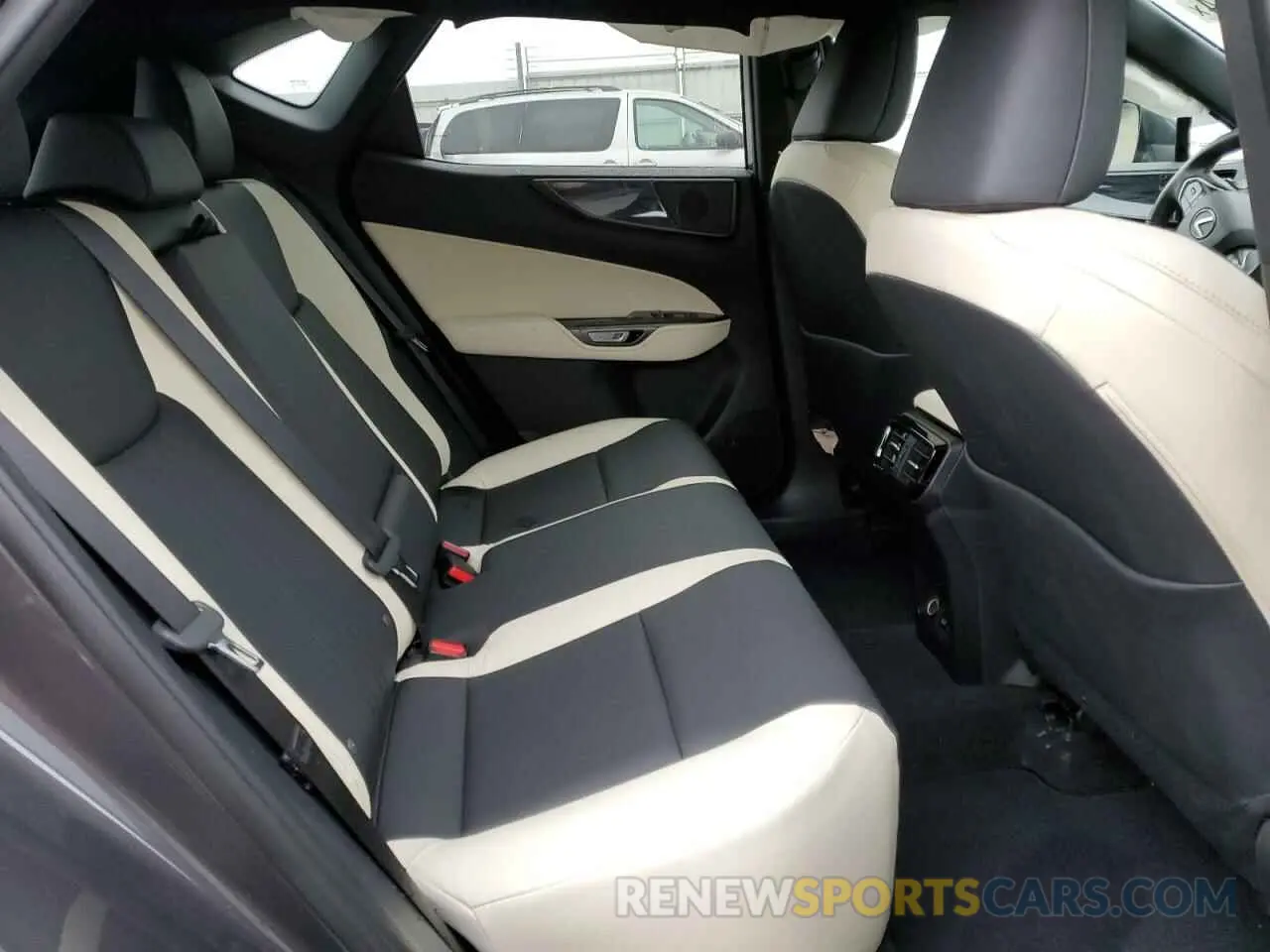 11 fotografías del automóvil dañado 2T2GGCEZ9RC053104 LEXUS NX 350 PRE 2024