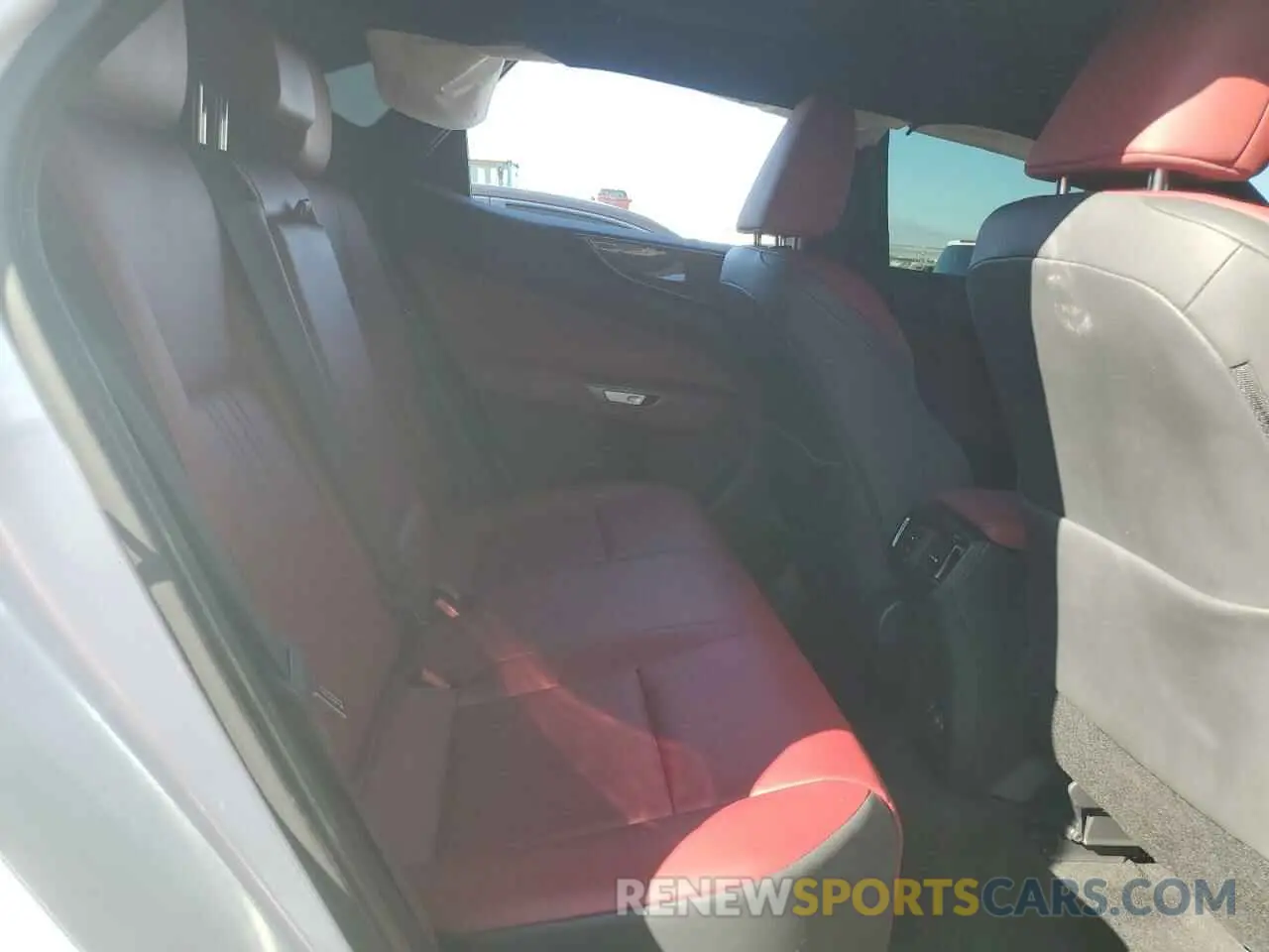 11 fotografías del automóvil dañado JTJGGCEZ9S5010385 LEXUS NX 350 PRE 2025