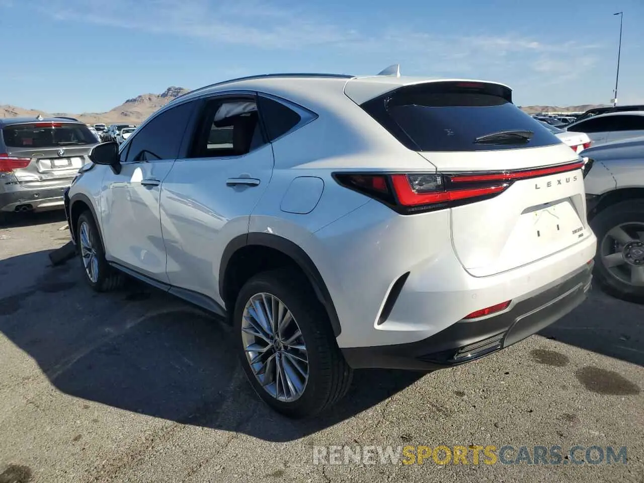 2 fotografías del automóvil dañado JTJGGCEZ9S5010385 LEXUS NX 350 PRE 2025
