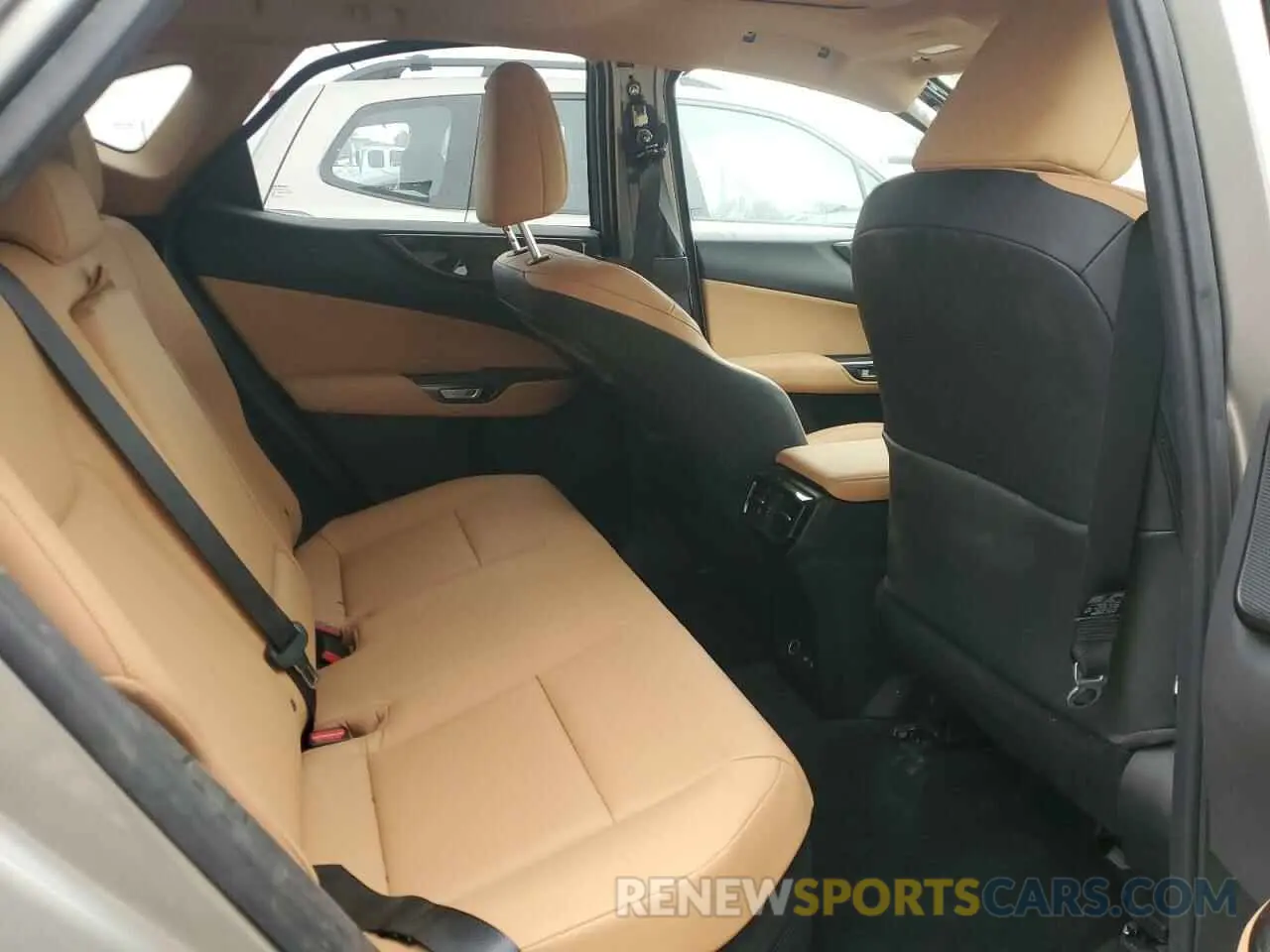 11 fotografías del automóvil dañado 2T2GKCEZ4NC008144 LEXUS NX 350H 2022