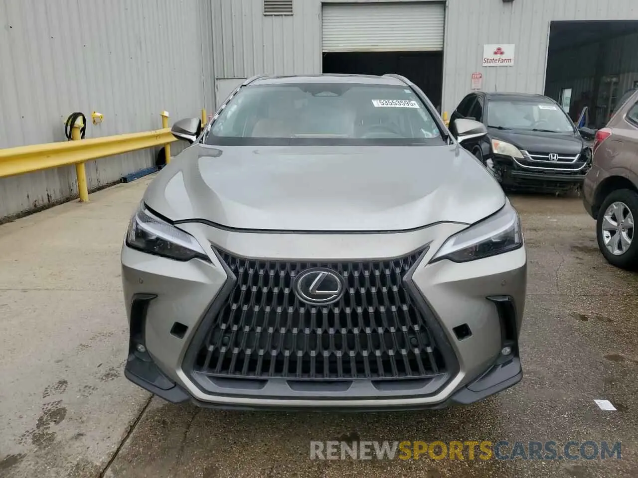 5 fotografías del automóvil dañado 2T2GKCEZ4NC008144 LEXUS NX 350H 2022