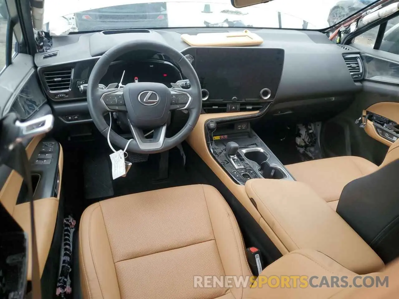 8 fotografías del automóvil dañado 2T2GKCEZ4NC008144 LEXUS NX 350H 2022