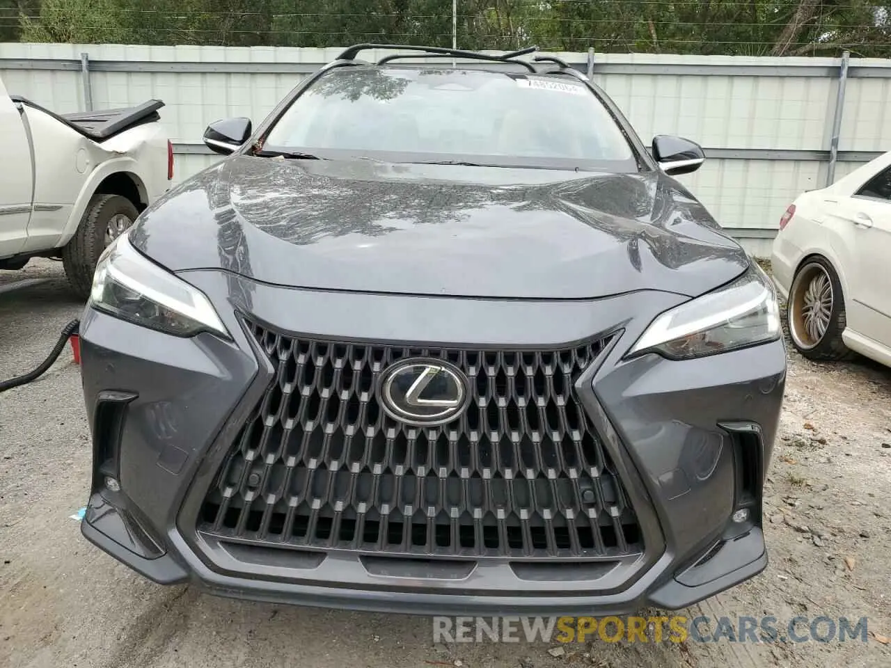 5 fotografías del automóvil dañado 2T2GKCEZ8NC009023 LEXUS NX 350H 2022