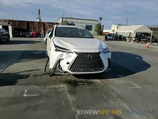11 fotografías del automóvil dañado JTJAKCEZ0N2000242 LEXUS NX 350H 2022