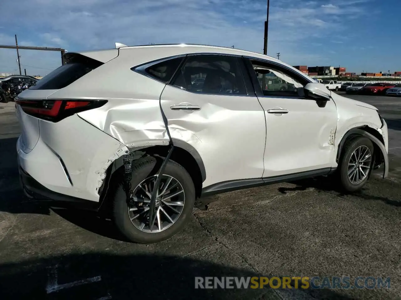 3 fotografías del automóvil dañado JTJAKCEZ0N2000242 LEXUS NX 350H 2022