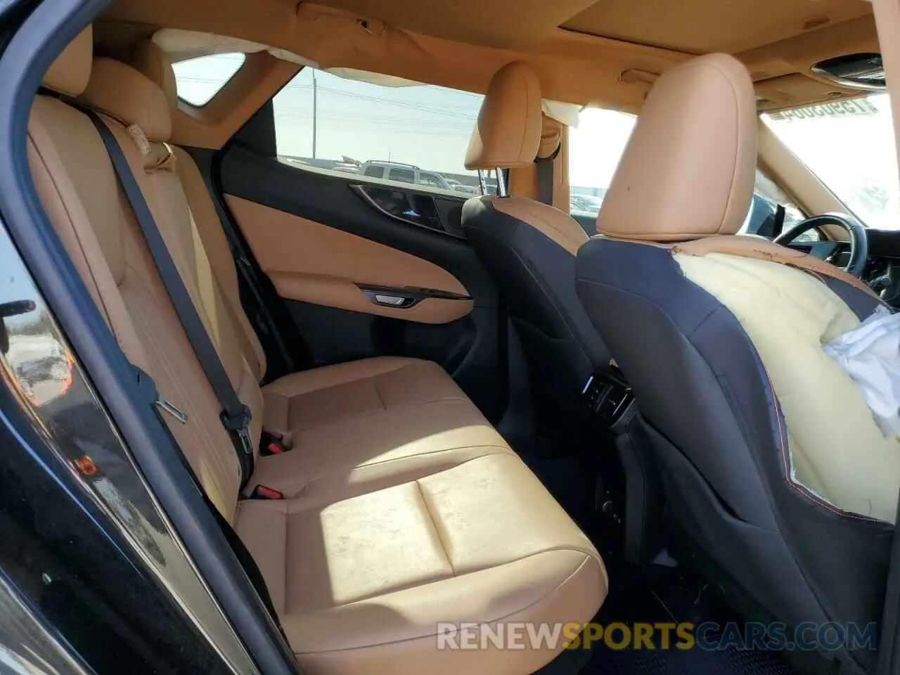 11 fotografías del automóvil dañado JTJAKCEZ4N5004552 LEXUS NX 350H 2022