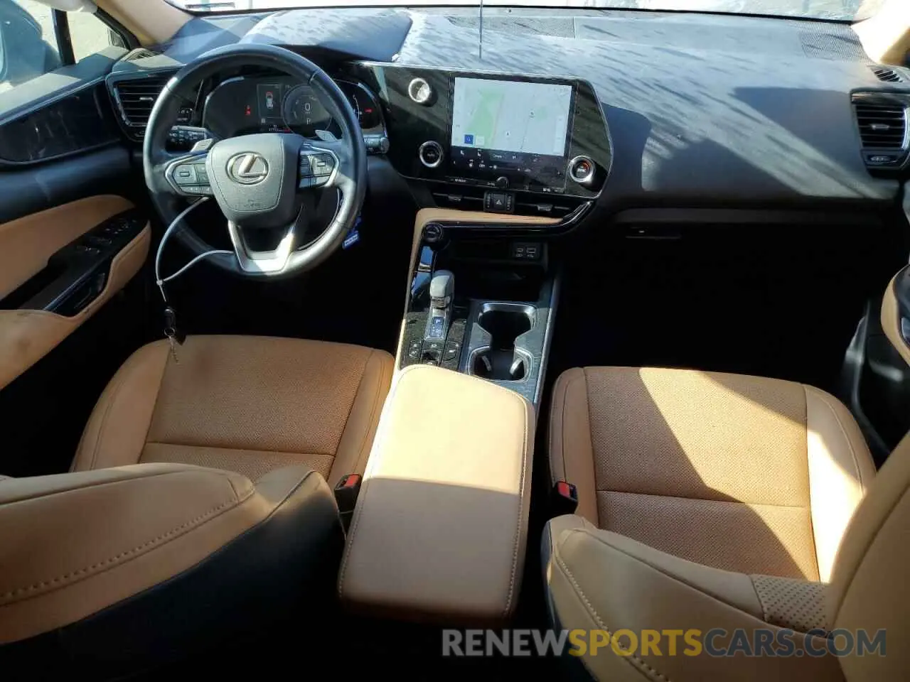 8 fotografías del automóvil dañado JTJAKCEZ4N5004552 LEXUS NX 350H 2022