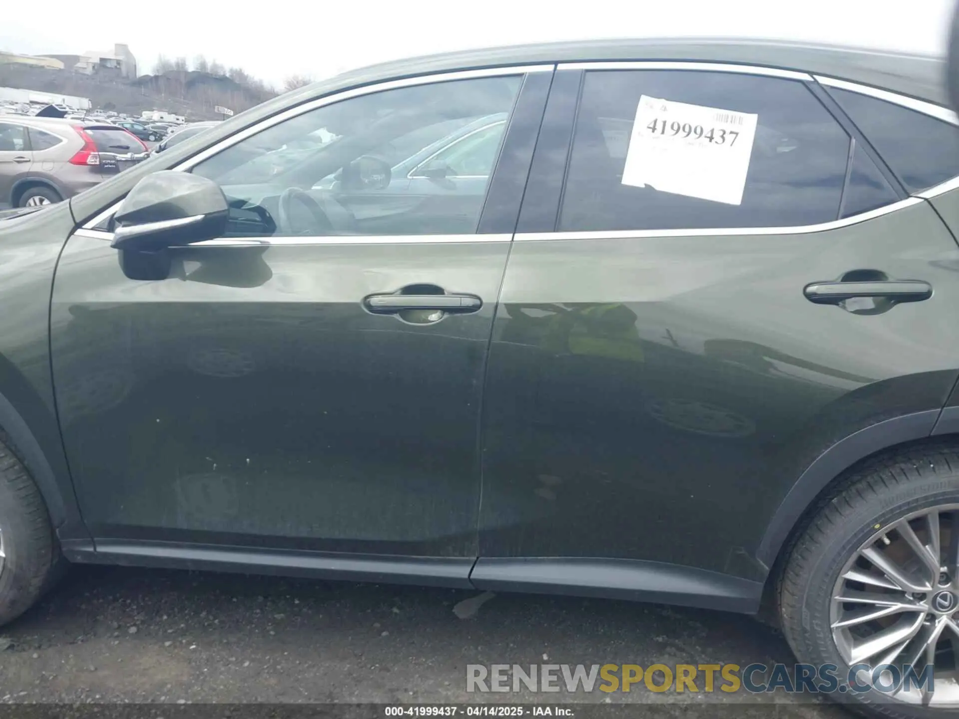 14 fotografías del automóvil dañado 2T2GKCEZ5PC014862 LEXUS NX 350H 2023