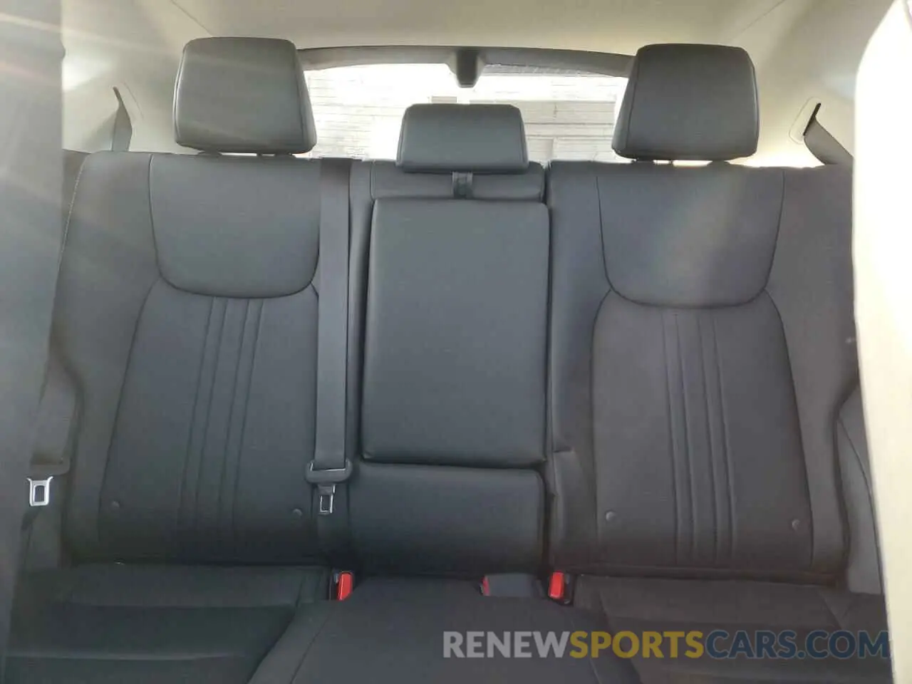 10 fotografías del automóvil dañado 2T2GKCEZ7PC015088 LEXUS NX 350H 2023