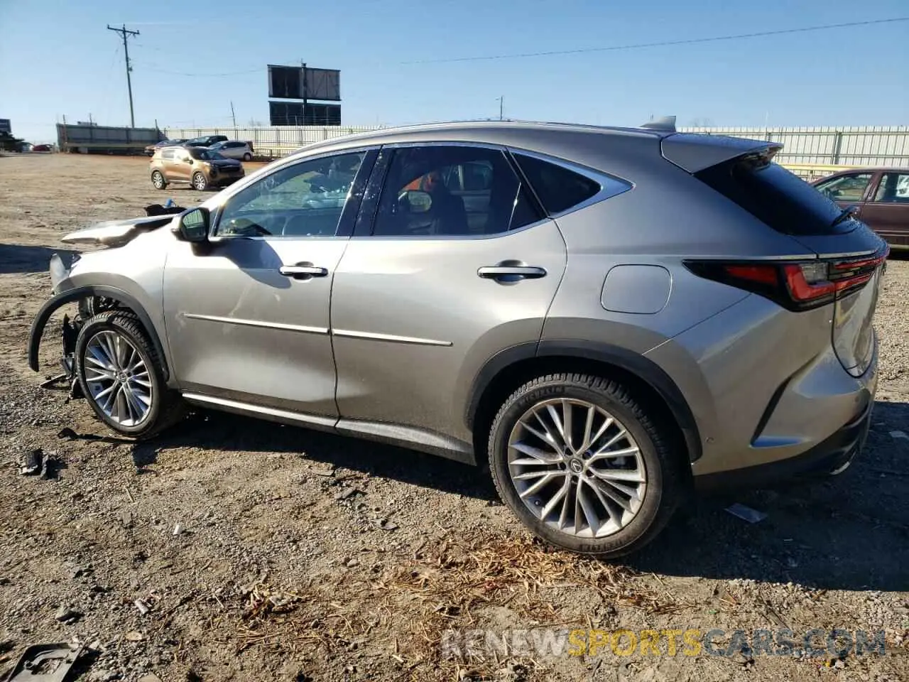 2 fotografías del automóvil dañado 2T2HKCEZ5PC013411 LEXUS NX 350H 2023