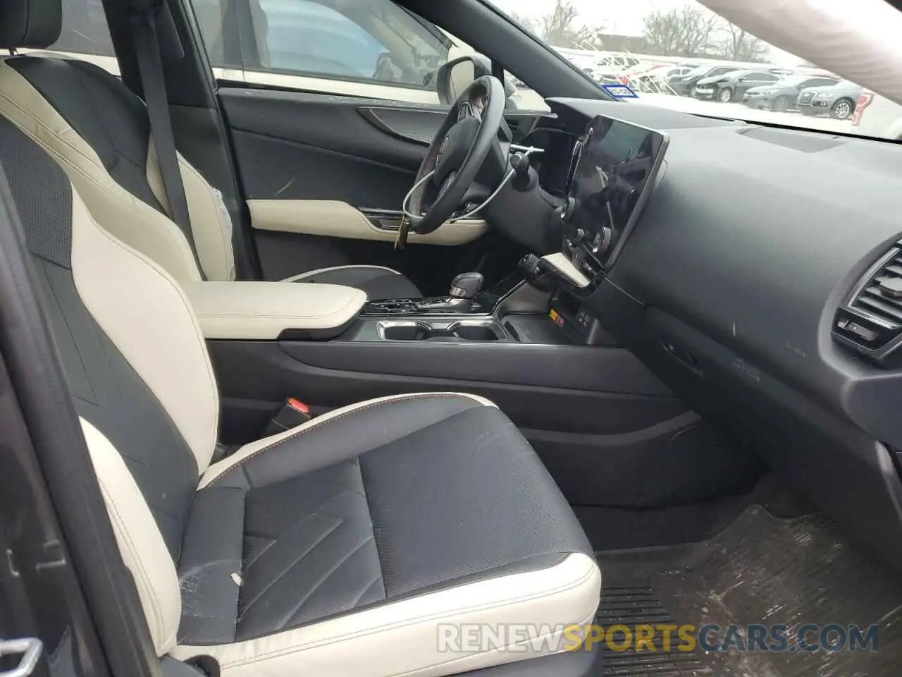7 fotografías del automóvil dañado 2T2HKCEZ5PC014073 LEXUS NX 350H 2023