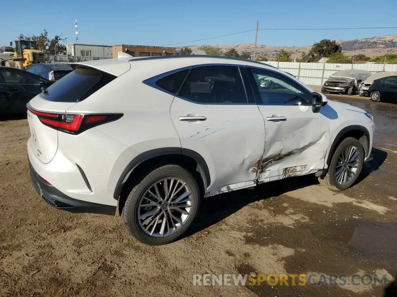 3 fotografías del automóvil dañado JTJHKCEZ1P5008530 LEXUS NX 350H 2023
