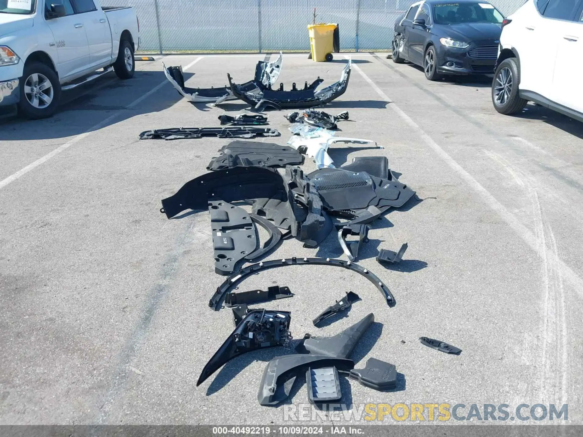 12 fotografías del automóvil dañado 2T2AKCEZ7RC030229 LEXUS NX 350H 2024