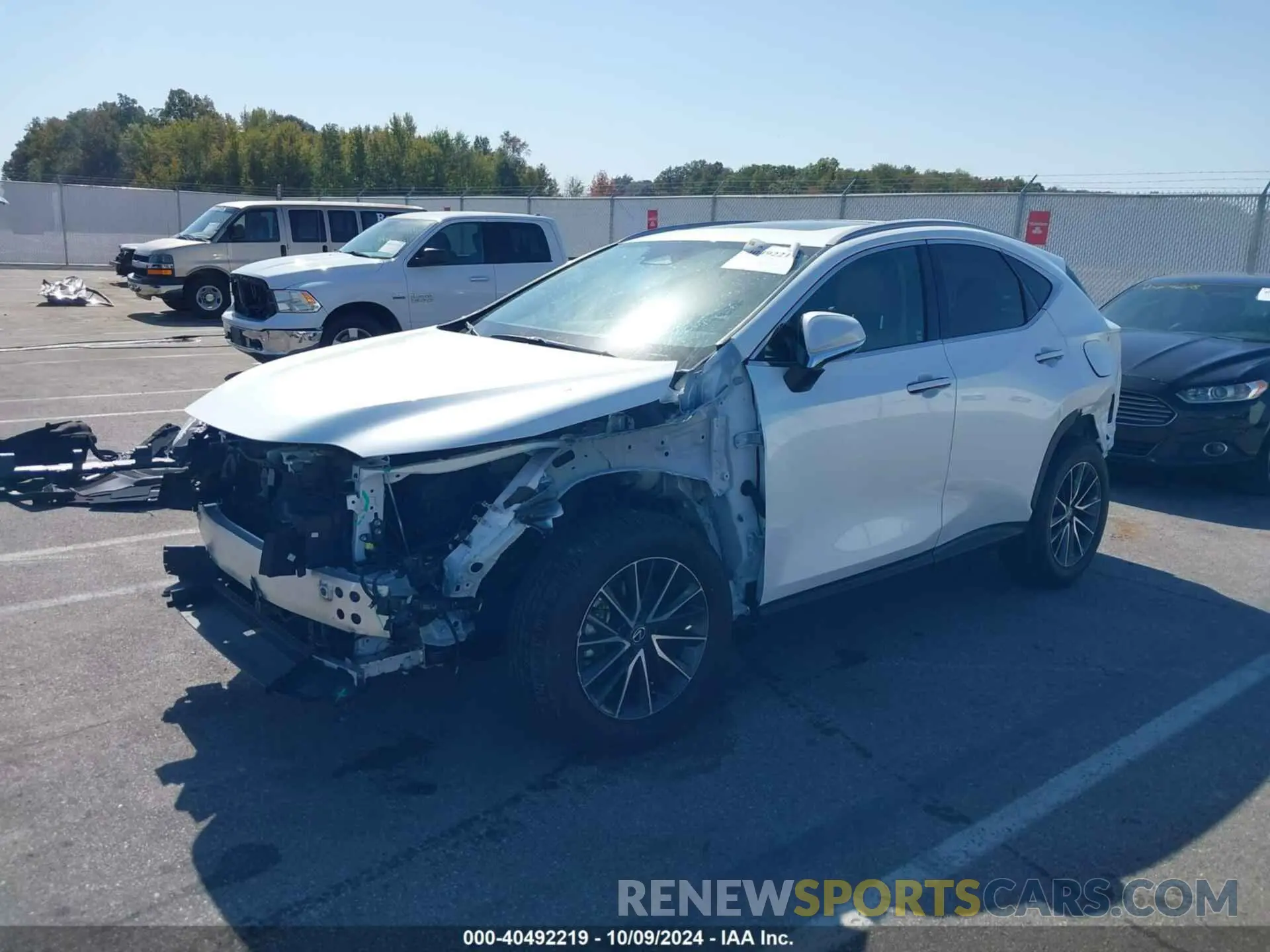 2 fotografías del automóvil dañado 2T2AKCEZ7RC030229 LEXUS NX 350H 2024