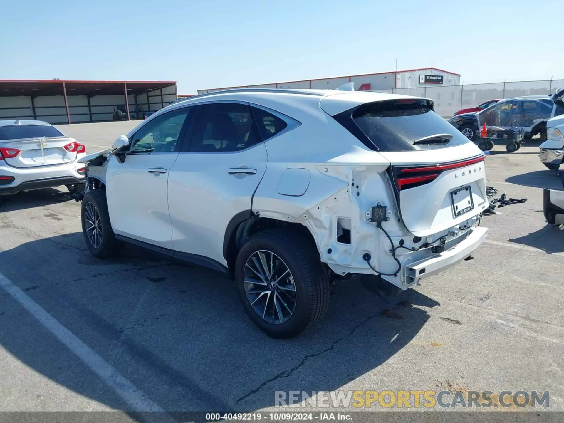 3 fotografías del automóvil dañado 2T2AKCEZ7RC030229 LEXUS NX 350H 2024