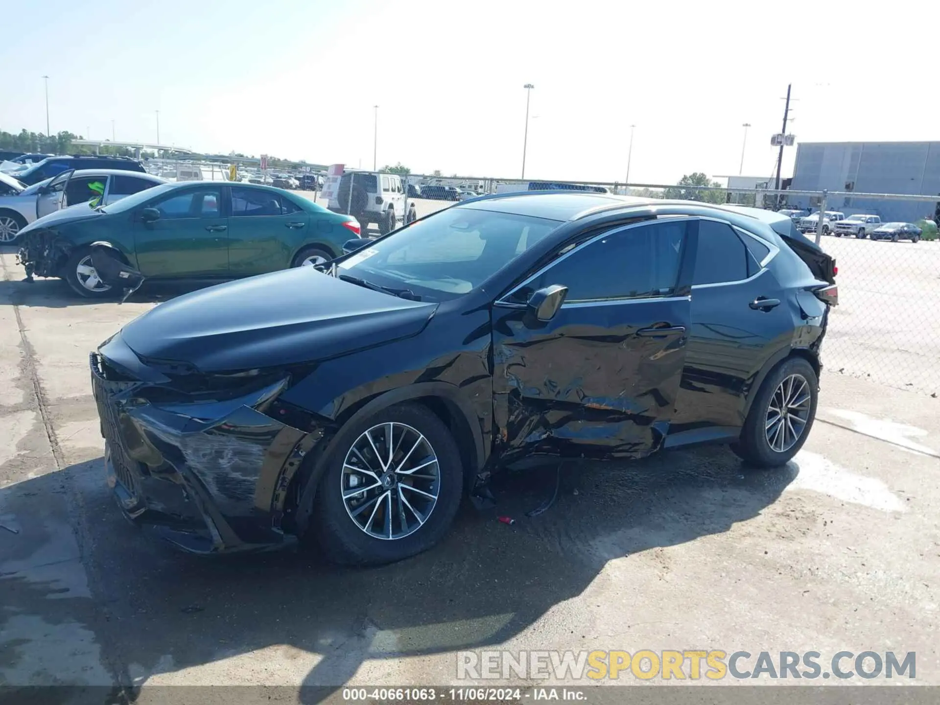 2 fotografías del automóvil dañado JTJAKCEZ5R2023862 LEXUS NX 350H 2024