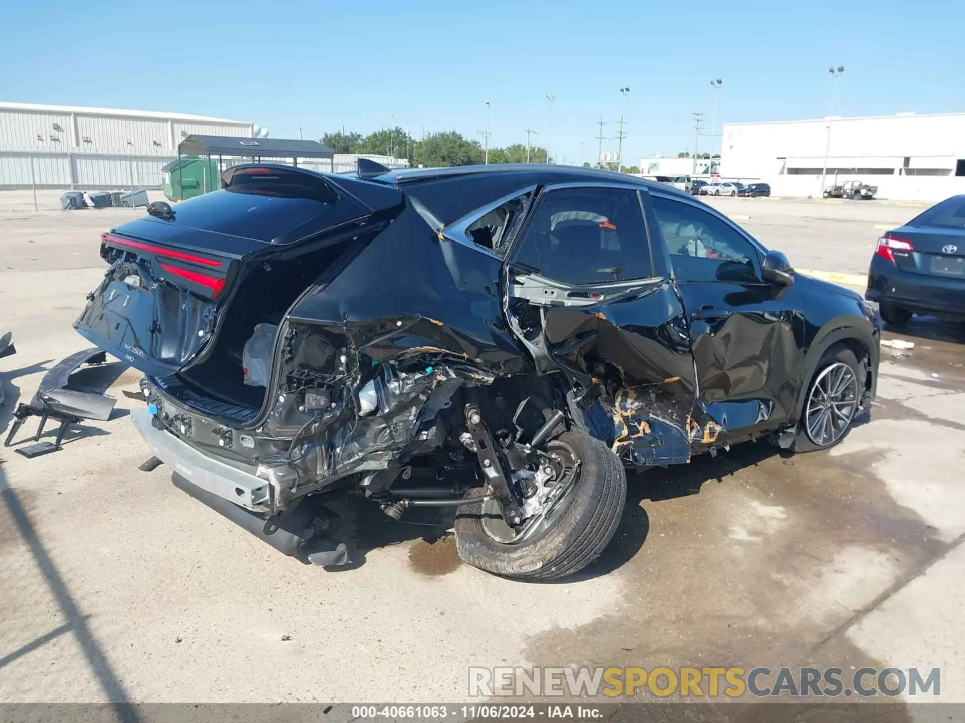 4 fotografías del automóvil dañado JTJAKCEZ5R2023862 LEXUS NX 350H 2024