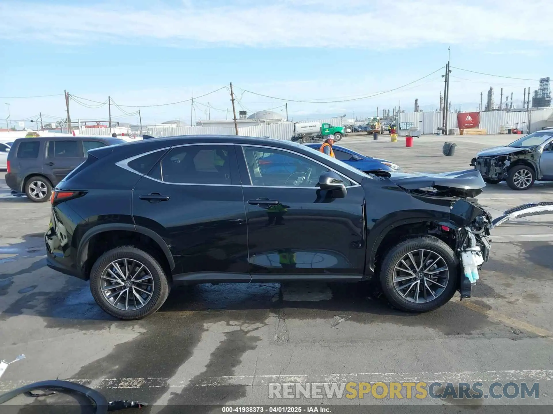 13 fotografías del automóvil dañado JTJGKCEZ3R2034112 LEXUS NX 350H 2024