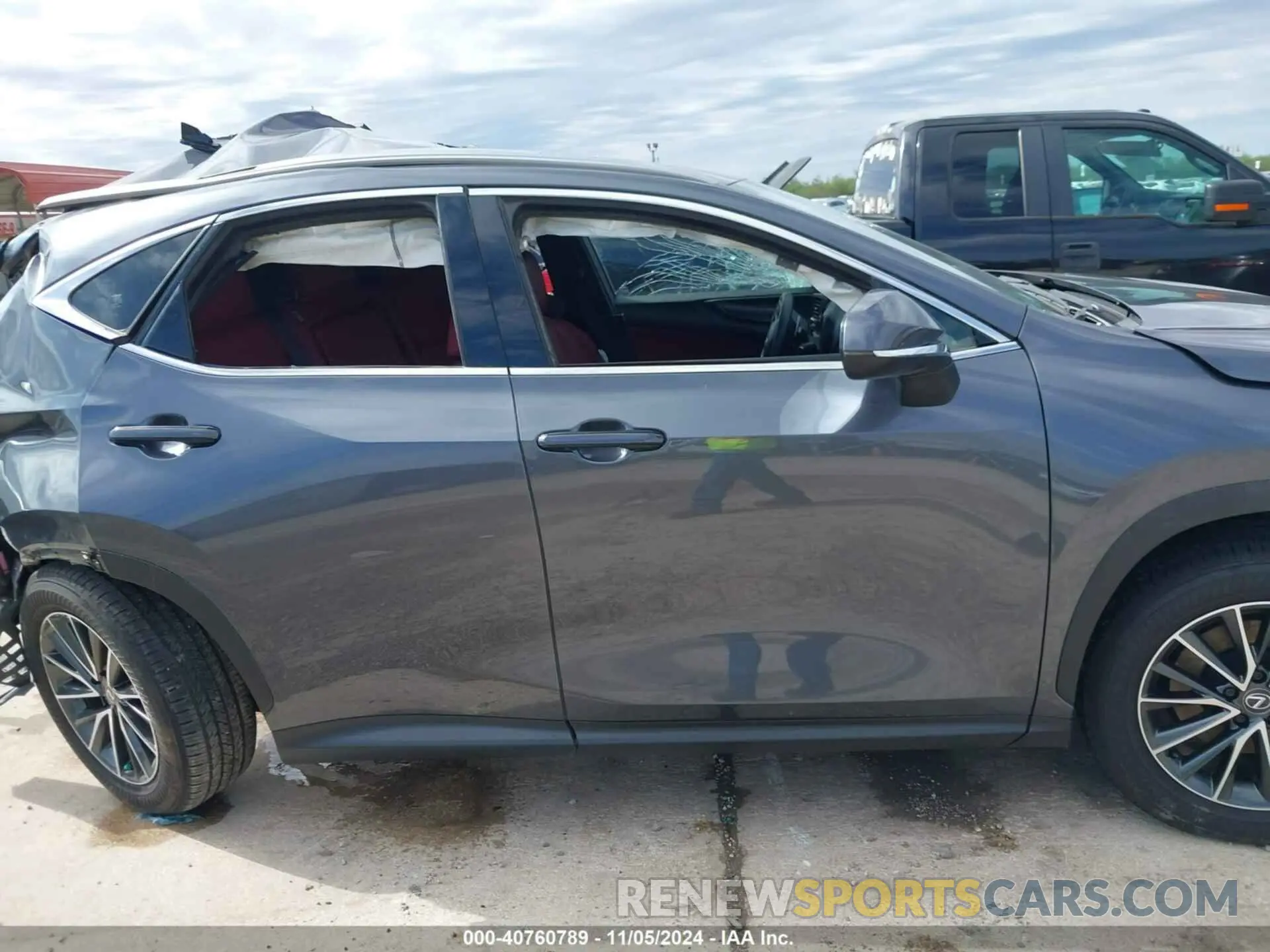 13 fotografías del automóvil dañado JTJGKCEZ9R2034972 LEXUS NX 350H 2024