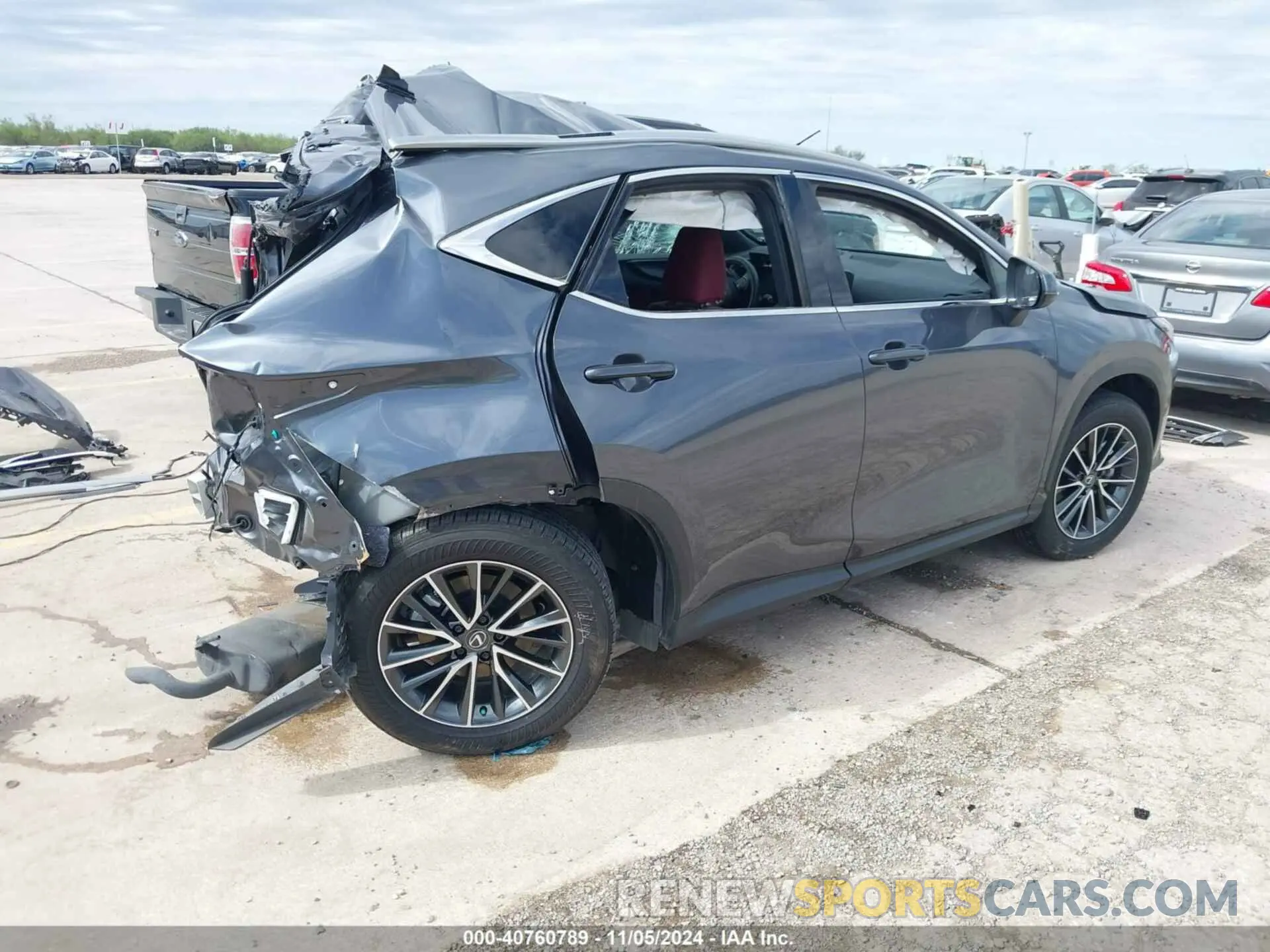 4 fotografías del automóvil dañado JTJGKCEZ9R2034972 LEXUS NX 350H 2024