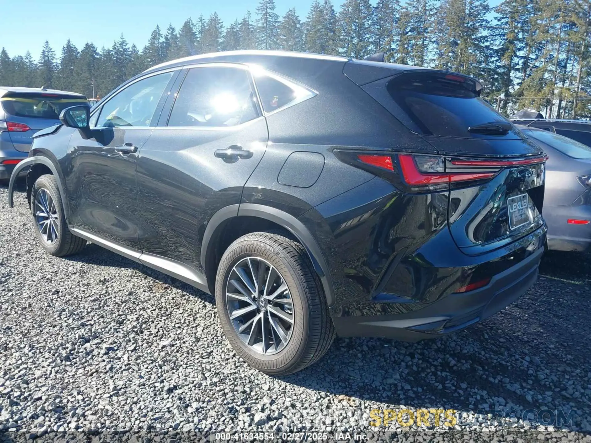 3 fotografías del automóvil dañado JTJGKCEZ9R5021993 LEXUS NX 350H 2024
