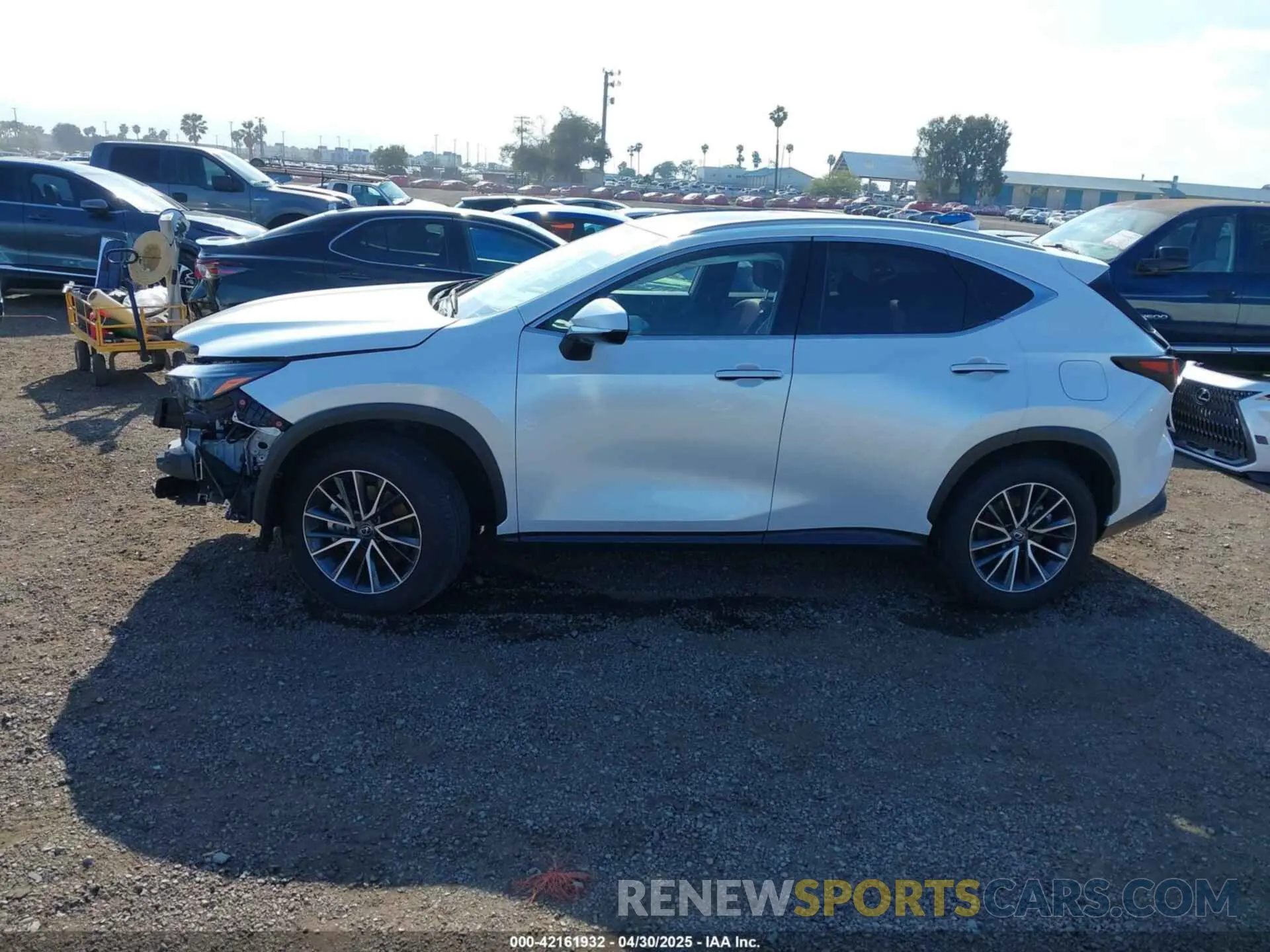 15 fotografías del automóvil dañado JTJGKCEZXR5013787 LEXUS NX 350H 2024