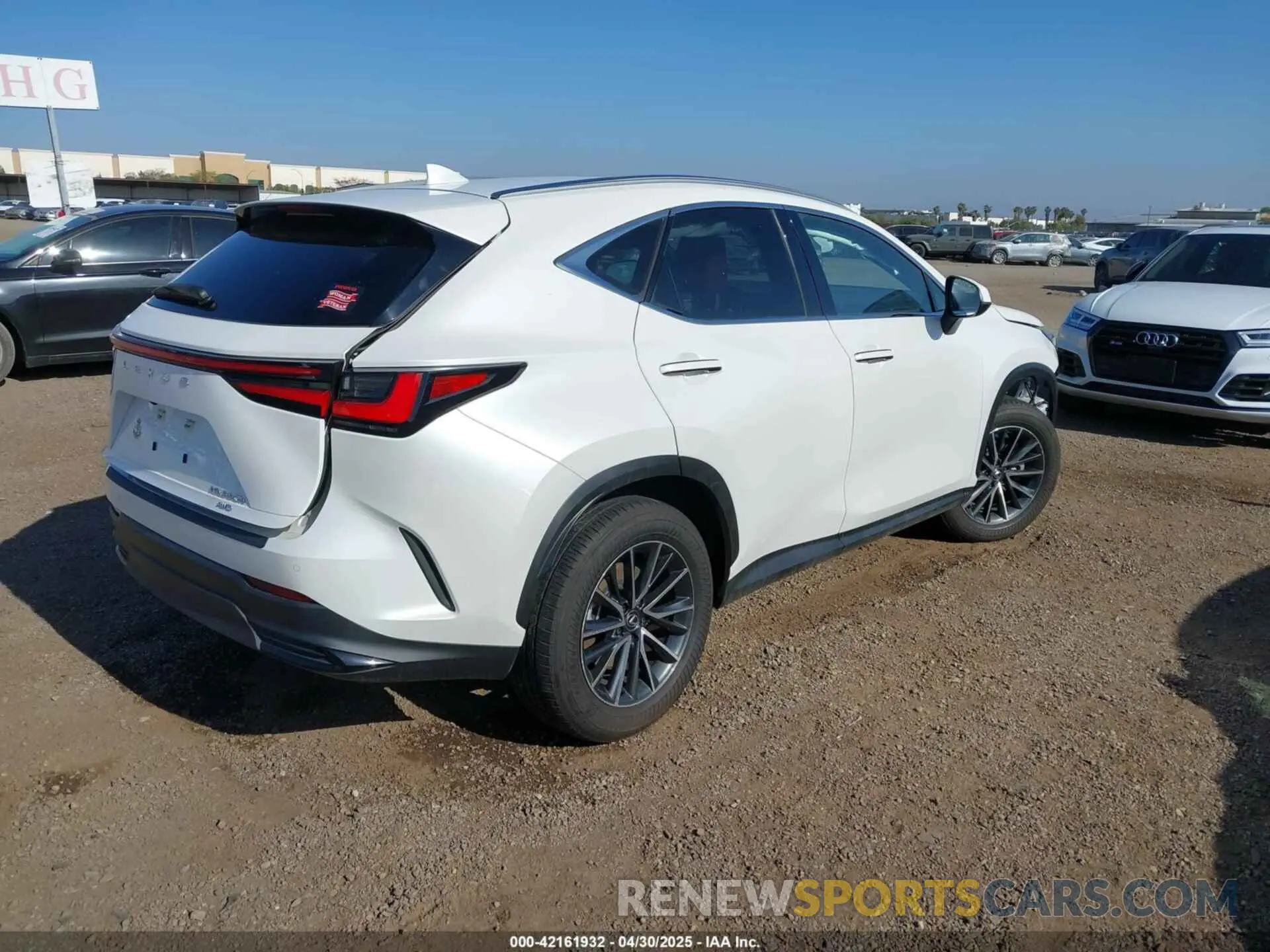 4 fotografías del automóvil dañado JTJGKCEZXR5013787 LEXUS NX 350H 2024