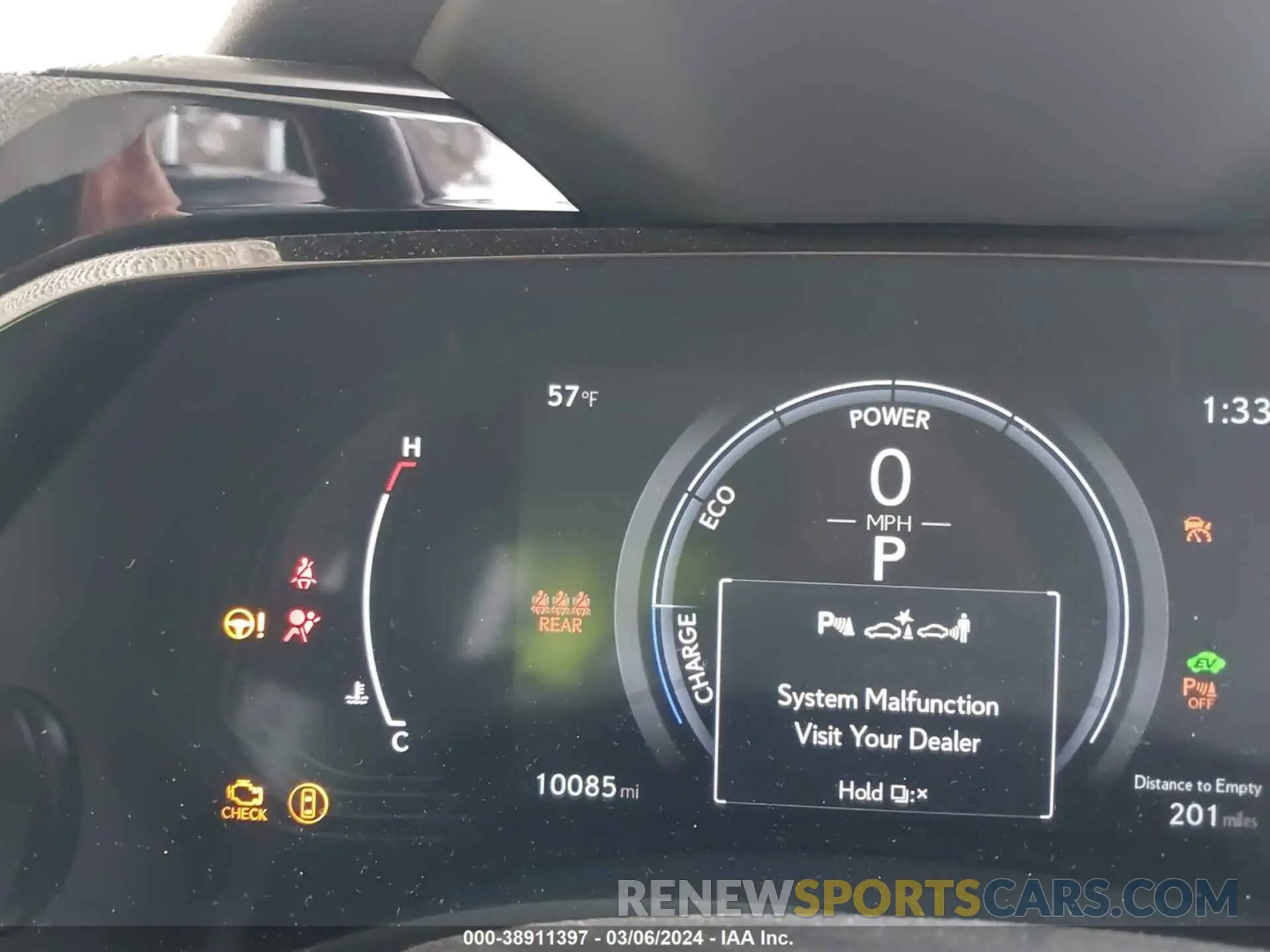 16 fotografías del automóvil dañado JTJHKCEZ3R5010640 LEXUS NX 350H 2024