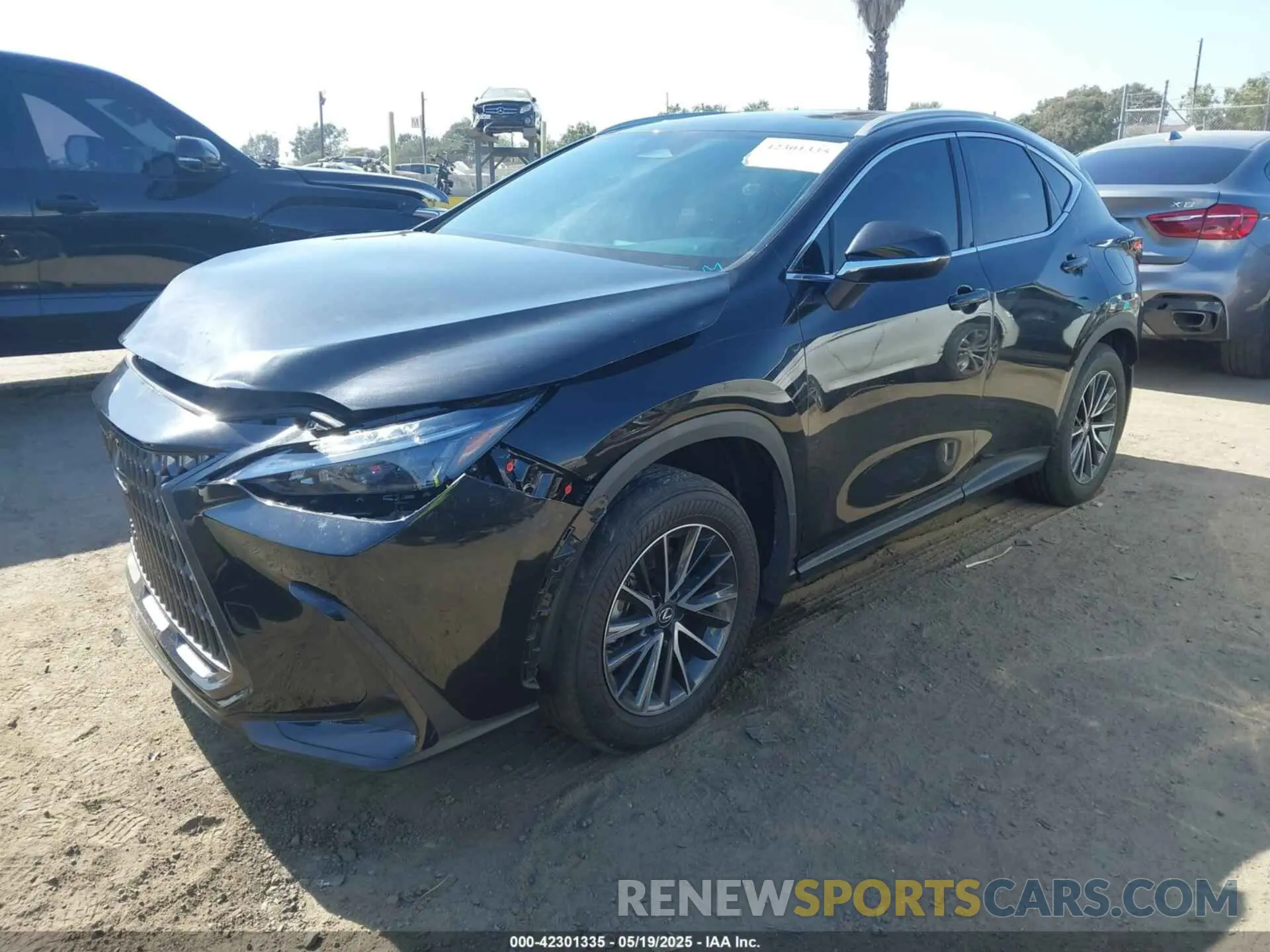 2 fotografías del automóvil dañado 2T2AKCEZ5SC035967 LEXUS NX 350H 2025