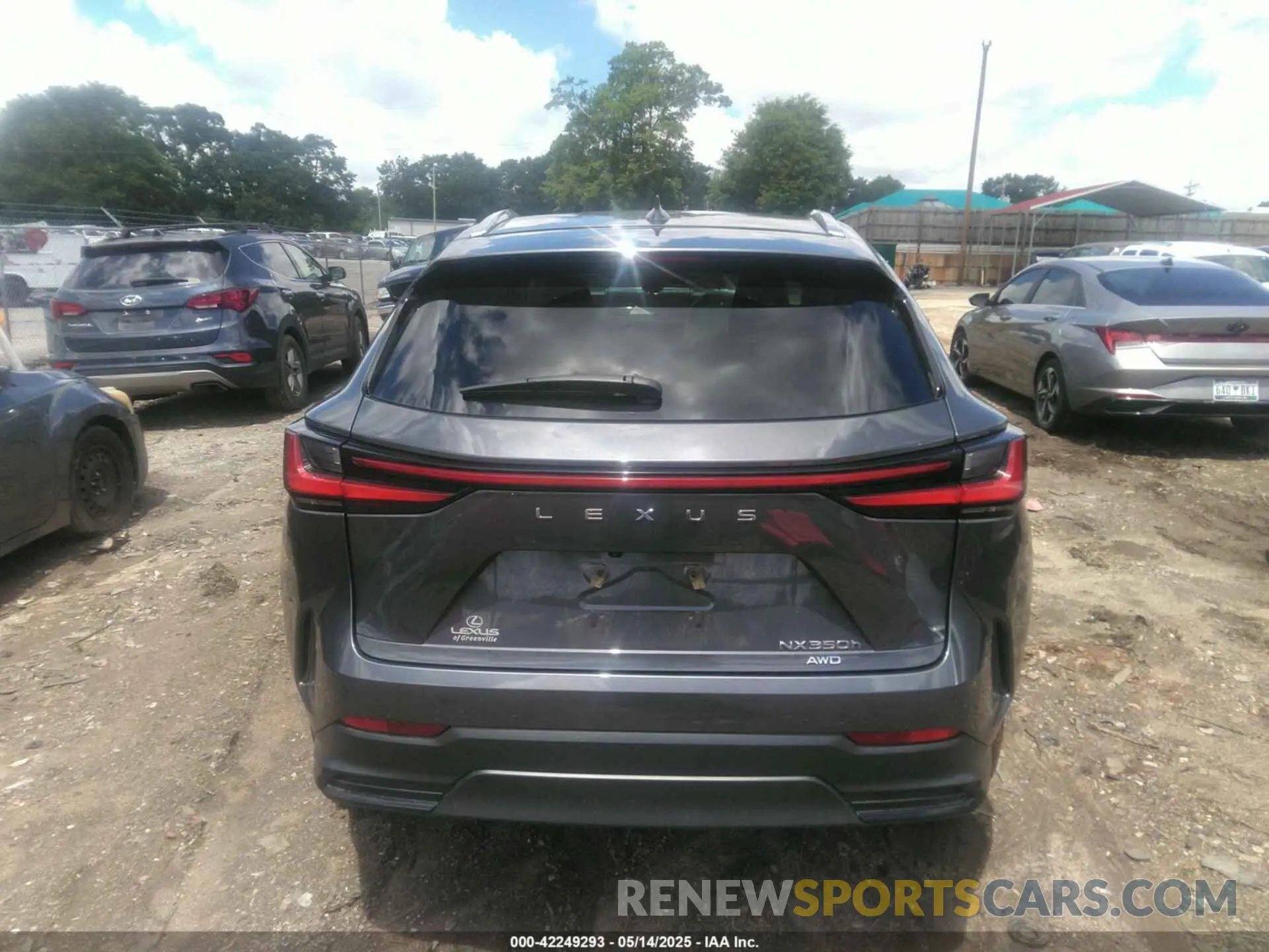 16 fotografías del automóvil dañado 2T2GKCEZ2SC032602 LEXUS NX 350H 2025