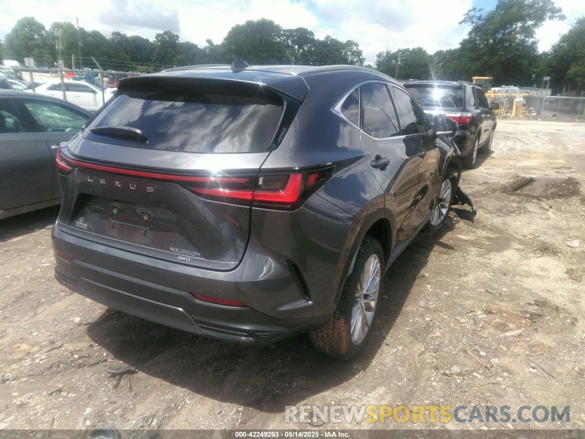 4 fotografías del automóvil dañado 2T2GKCEZ2SC032602 LEXUS NX 350H 2025