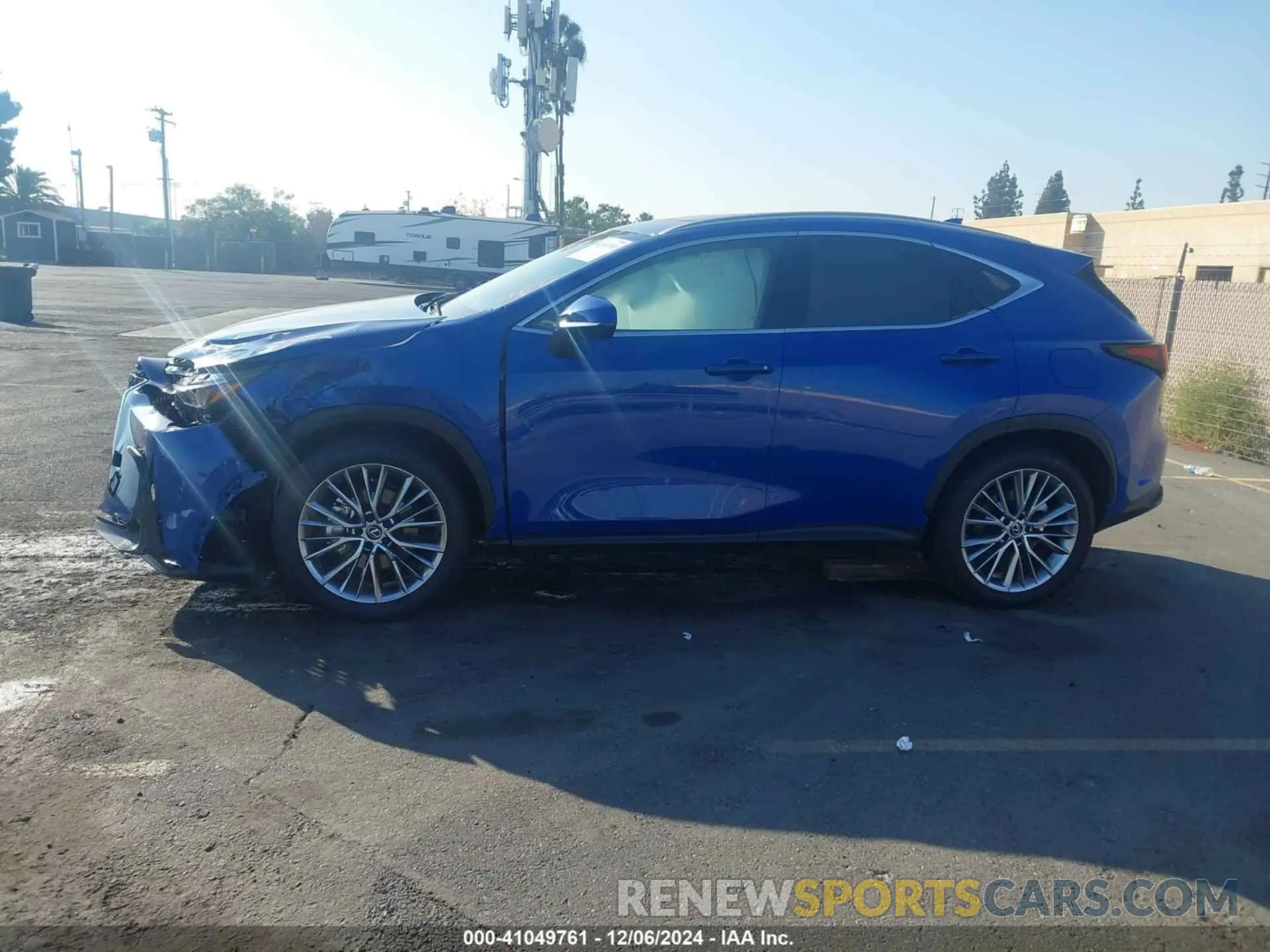 13 fotografías del automóvil dañado 2T2GKCEZ4SC033119 LEXUS NX 350H 2025
