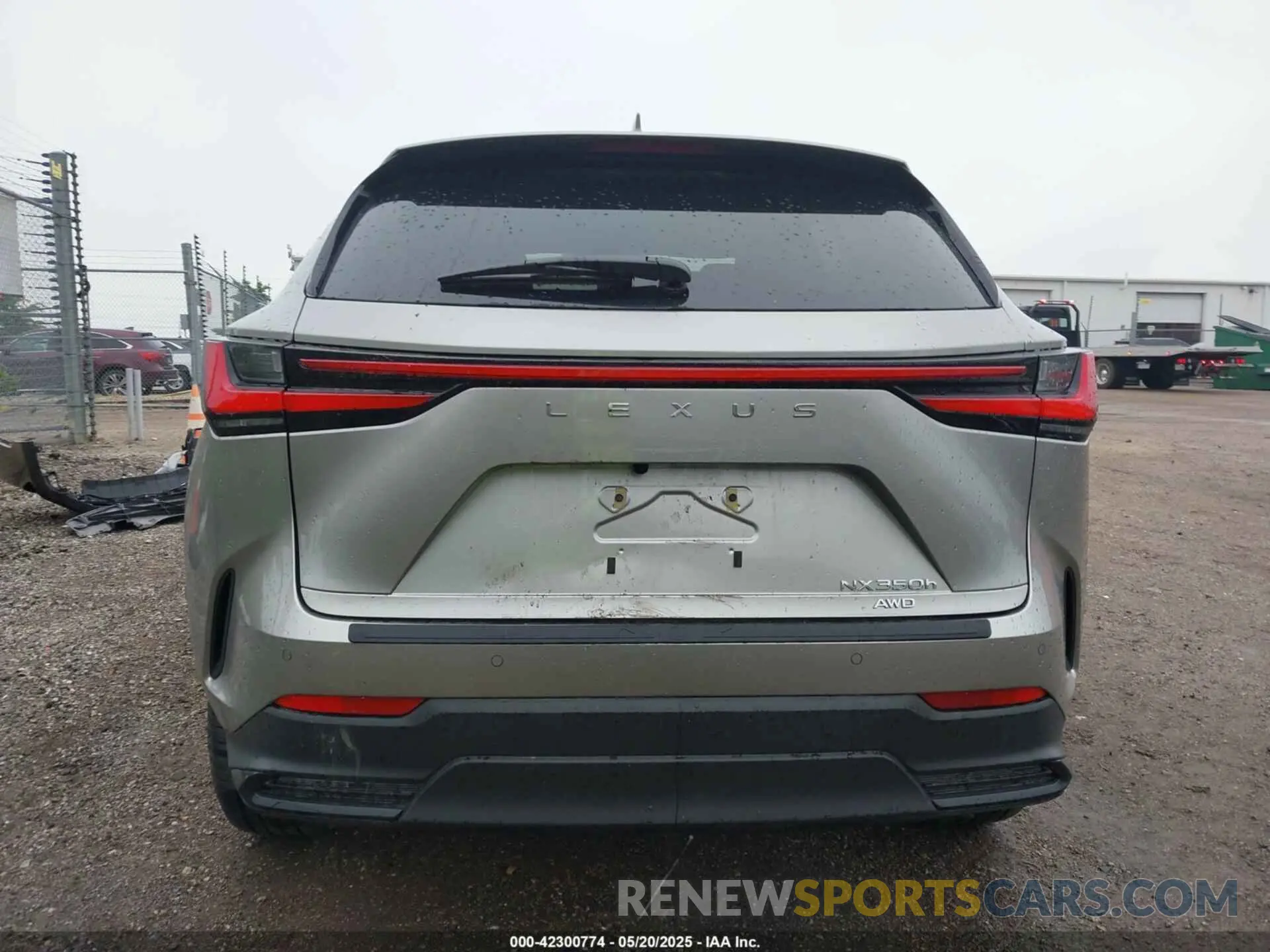 17 fotografías del automóvil dañado JTJGKCEZ2S2054535 LEXUS NX 350H 2025