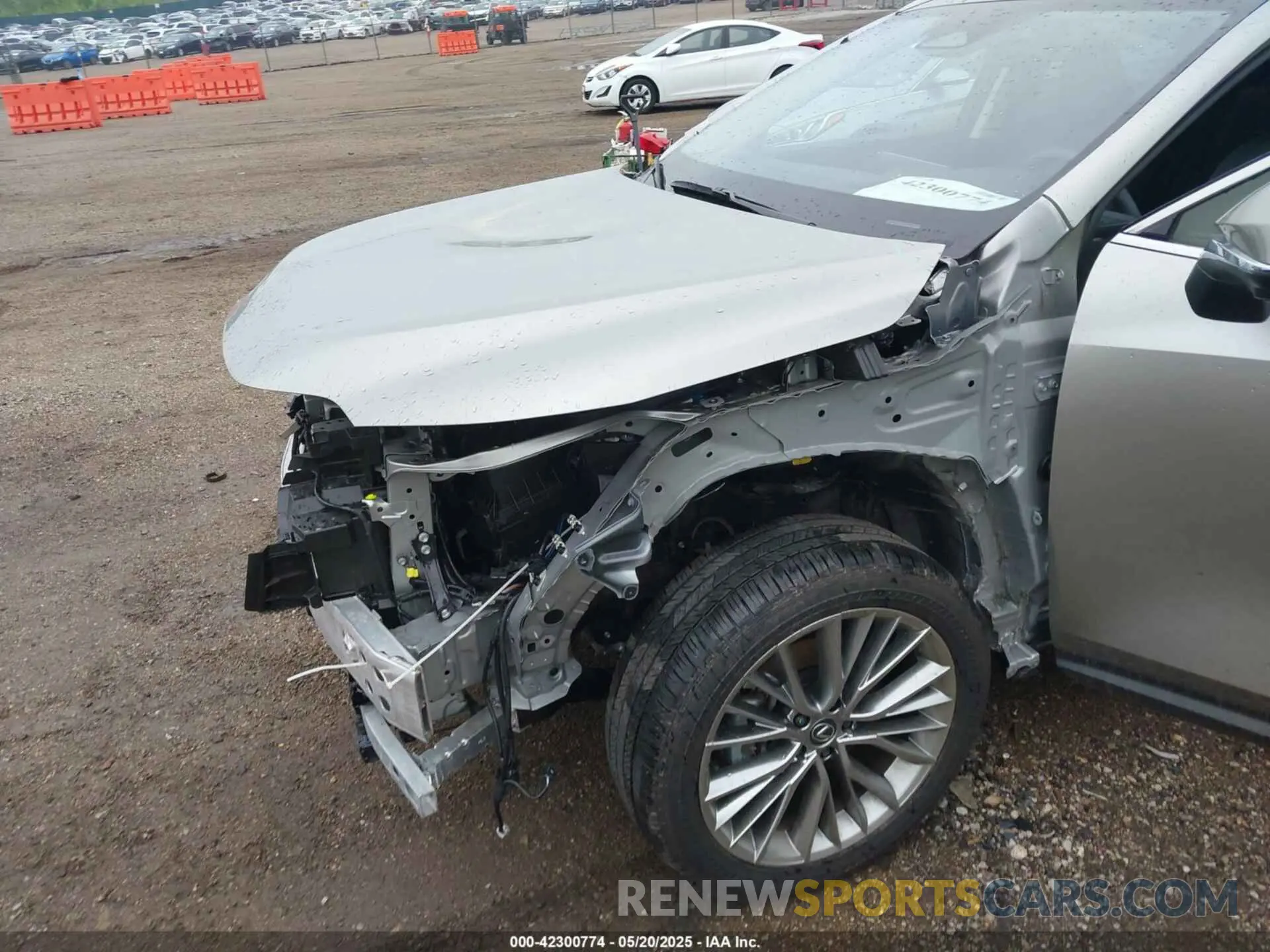 6 fotografías del automóvil dañado JTJGKCEZ2S2054535 LEXUS NX 350H 2025