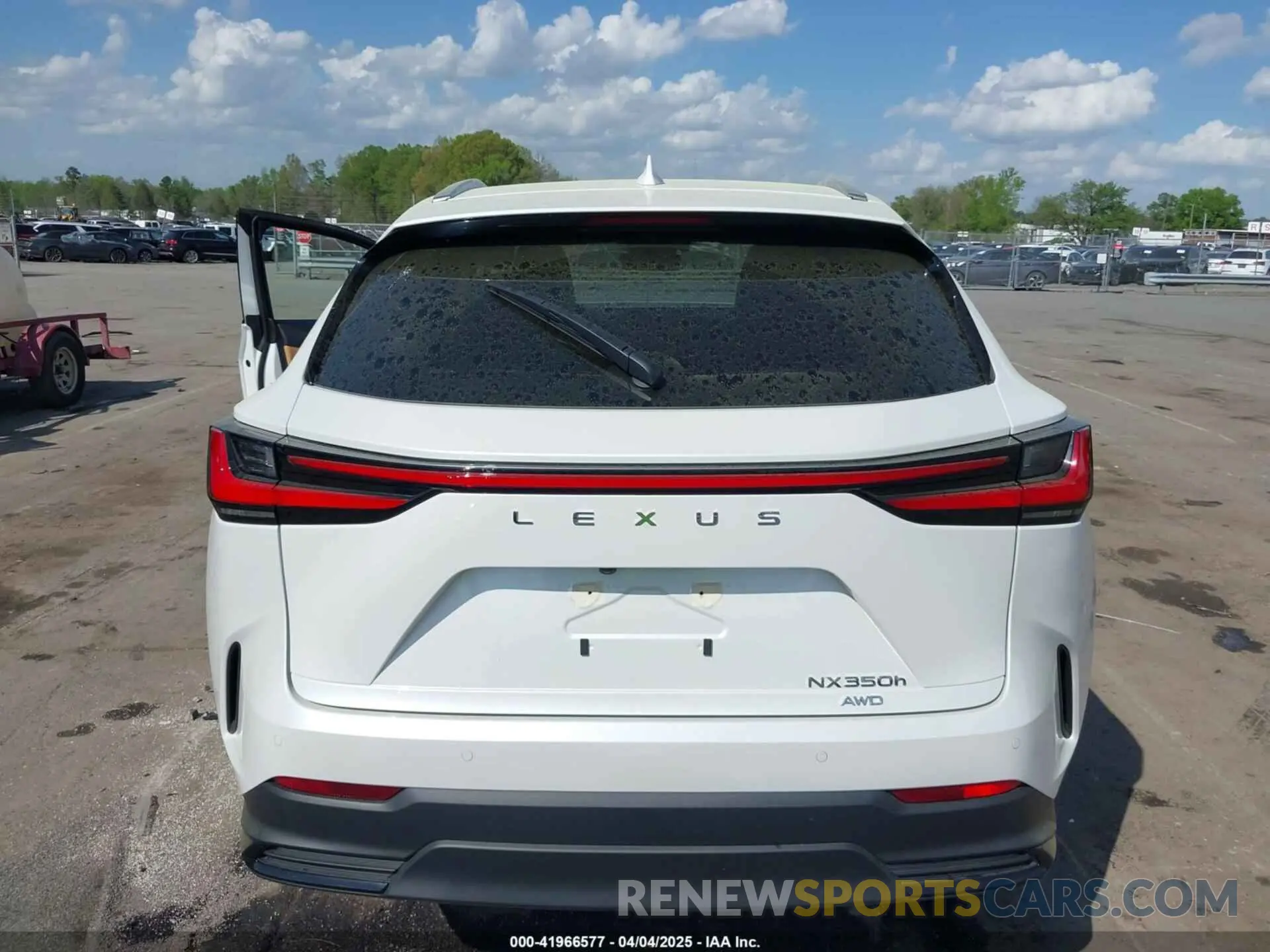 17 fotografías del automóvil dañado JTJGKCEZ6S5028826 LEXUS NX 350H 2025