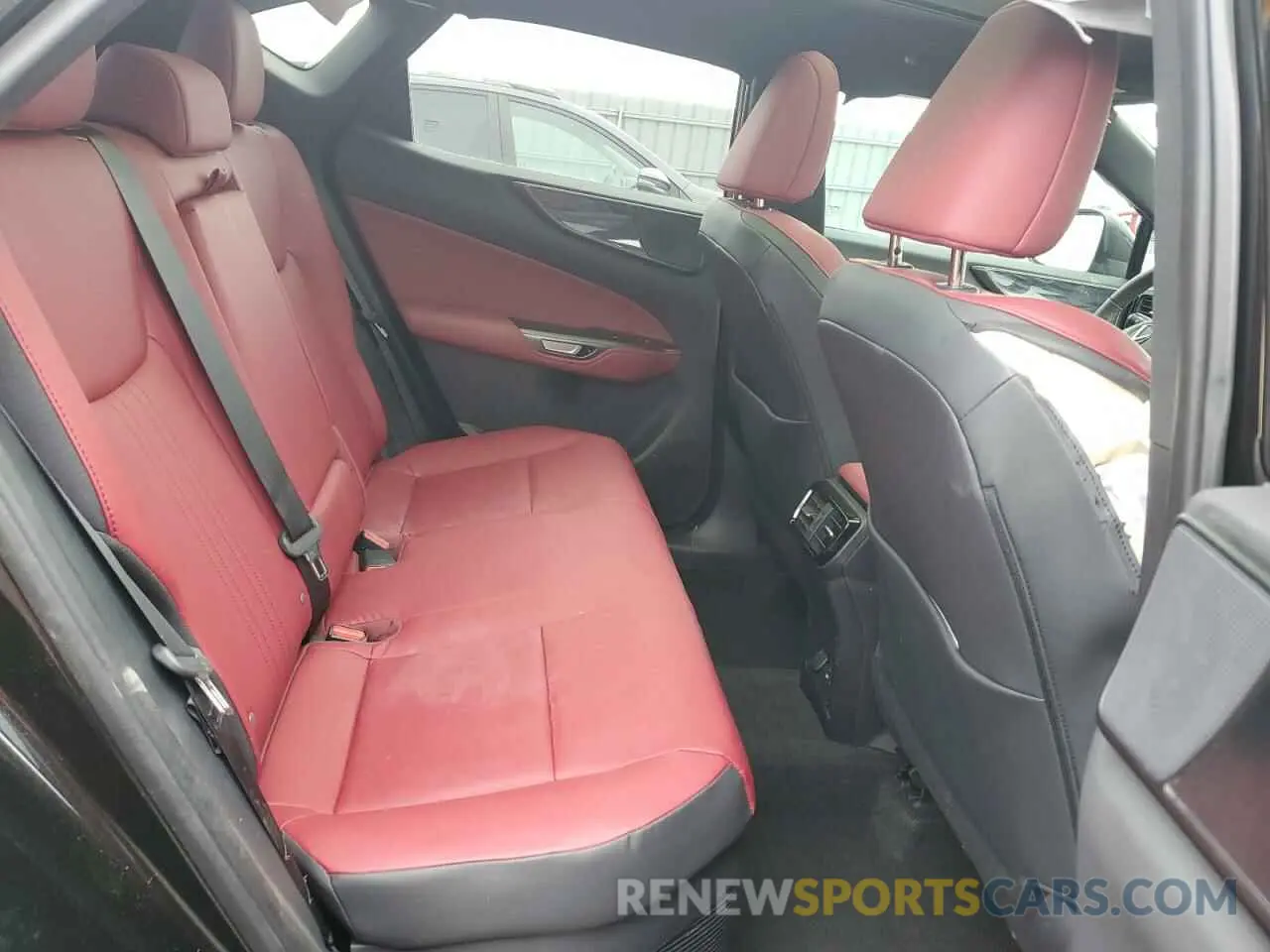 11 fotografías del automóvil dañado 2T2GKCEZ0RC022385 LEXUS NX 350H BA 2024