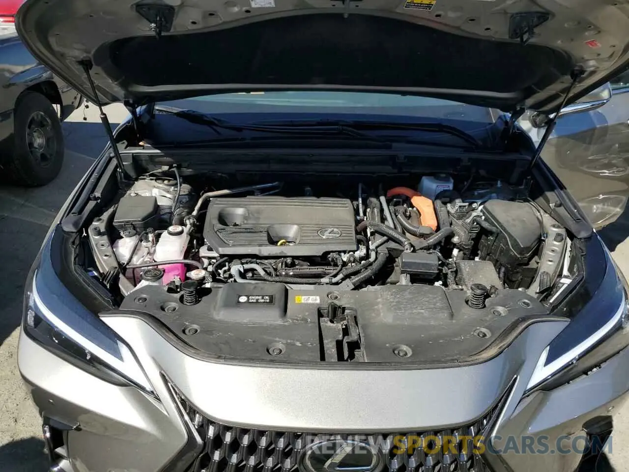 12 fotografías del automóvil dañado 2T2GKCEZ5RC026626 LEXUS NX 350H BA 2024