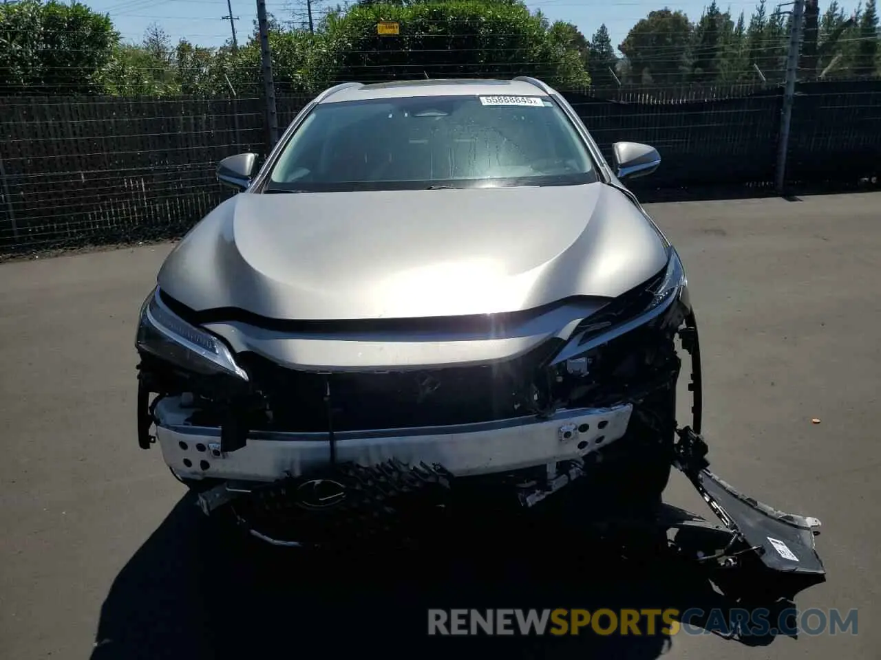 5 fotografías del automóvil dañado 2T2GKCEZ8RC019377 LEXUS NX 350H BA 2024