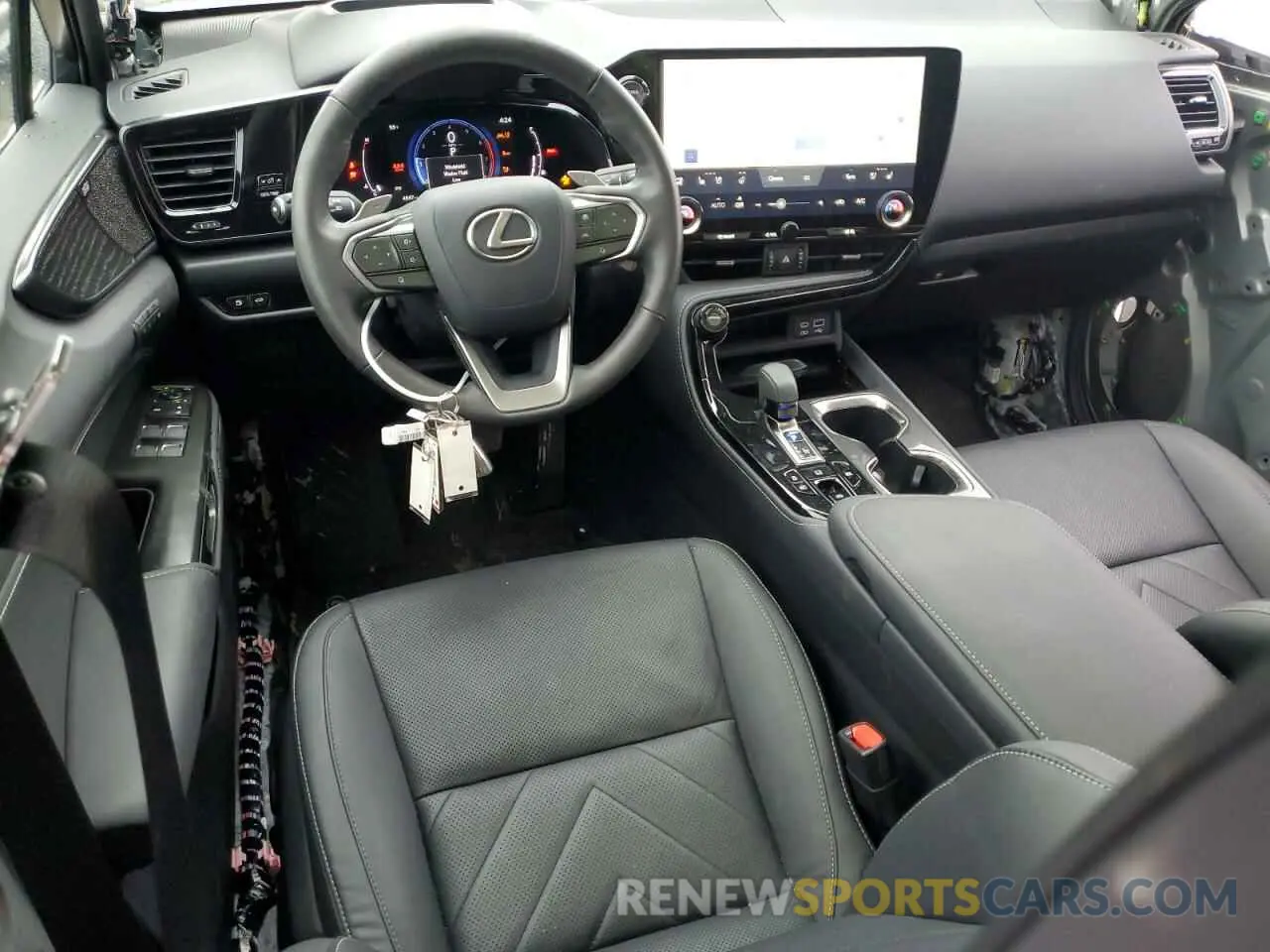 8 fotografías del automóvil dañado 2T2HKCEZ4RC027142 LEXUS NX 350H BA 2024