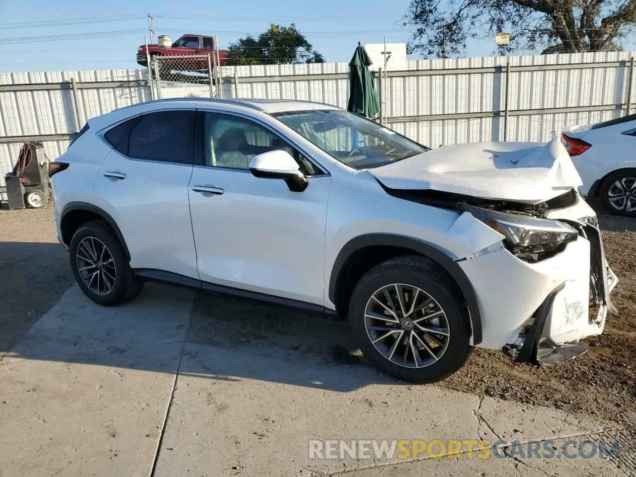 4 fotografías del automóvil dañado JTJGKCEZ2R2021528 LEXUS NX 350H BA 2024