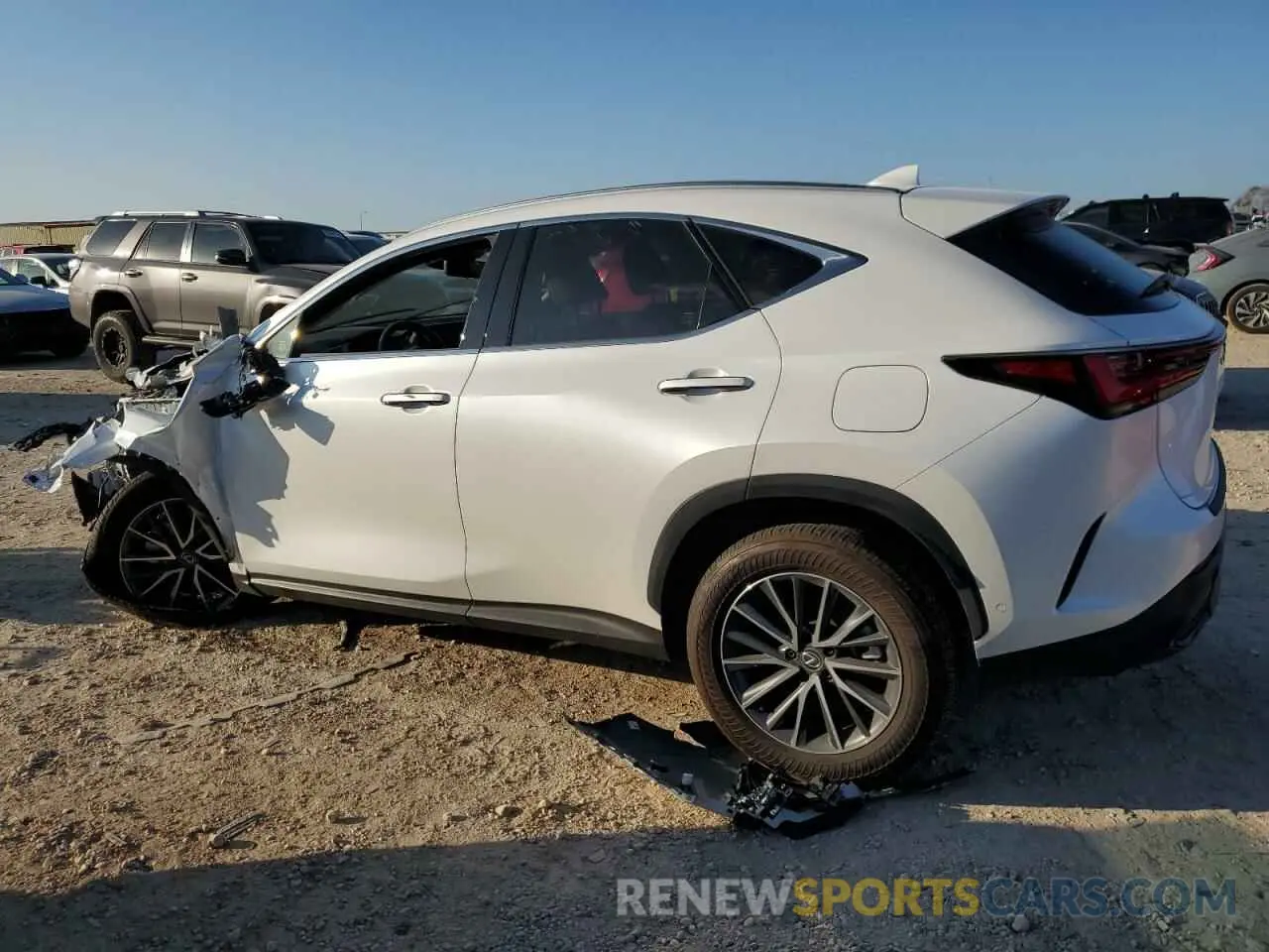 2 fotografías del automóvil dañado JTJHKCEZ2R5015215 LEXUS NX 350H BA 2024