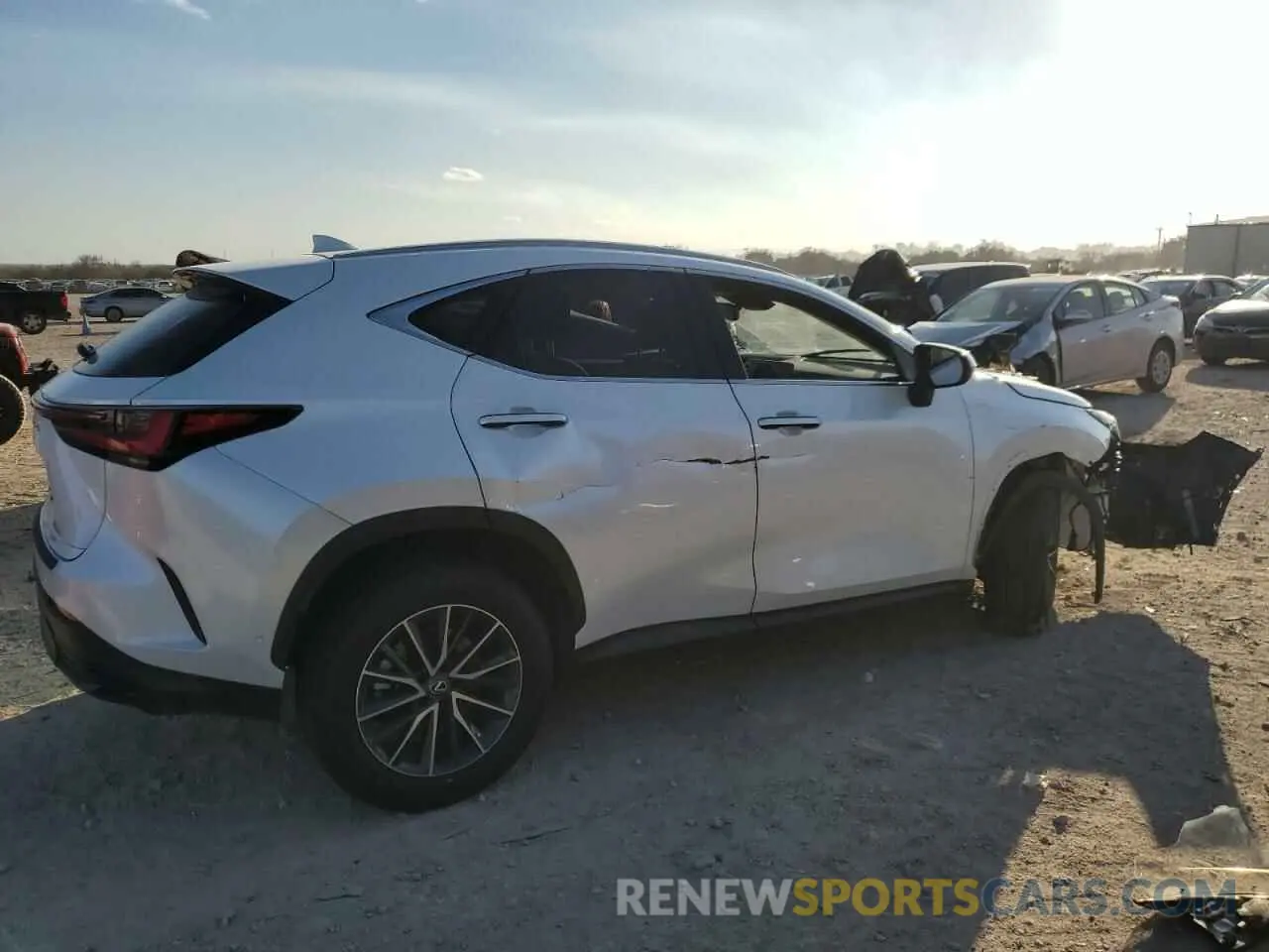 3 fotografías del automóvil dañado JTJHKCEZ2R5015215 LEXUS NX 350H BA 2024