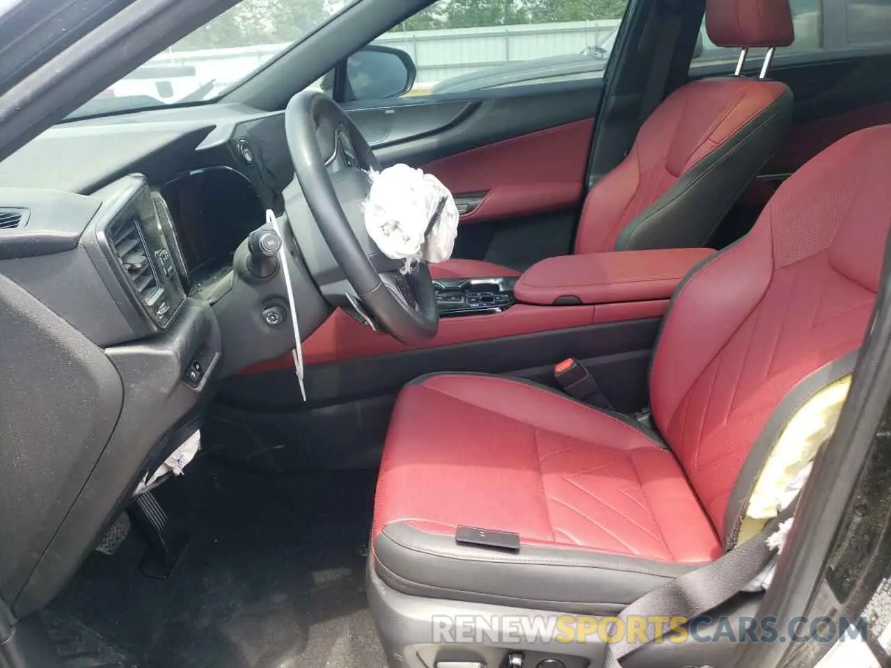 7 fotografías del automóvil dañado JTJHKCEZXR5011784 LEXUS NX 350H BA 2024