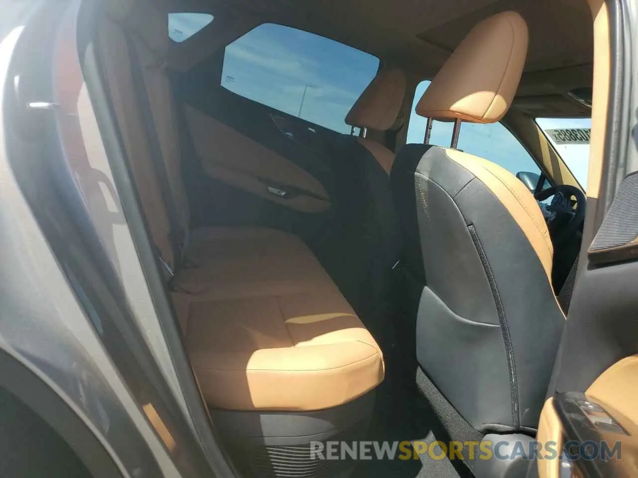 11 fotografías del automóvil dañado 2T2GKCEZ3SC040255 LEXUS NX 350H BA 2025