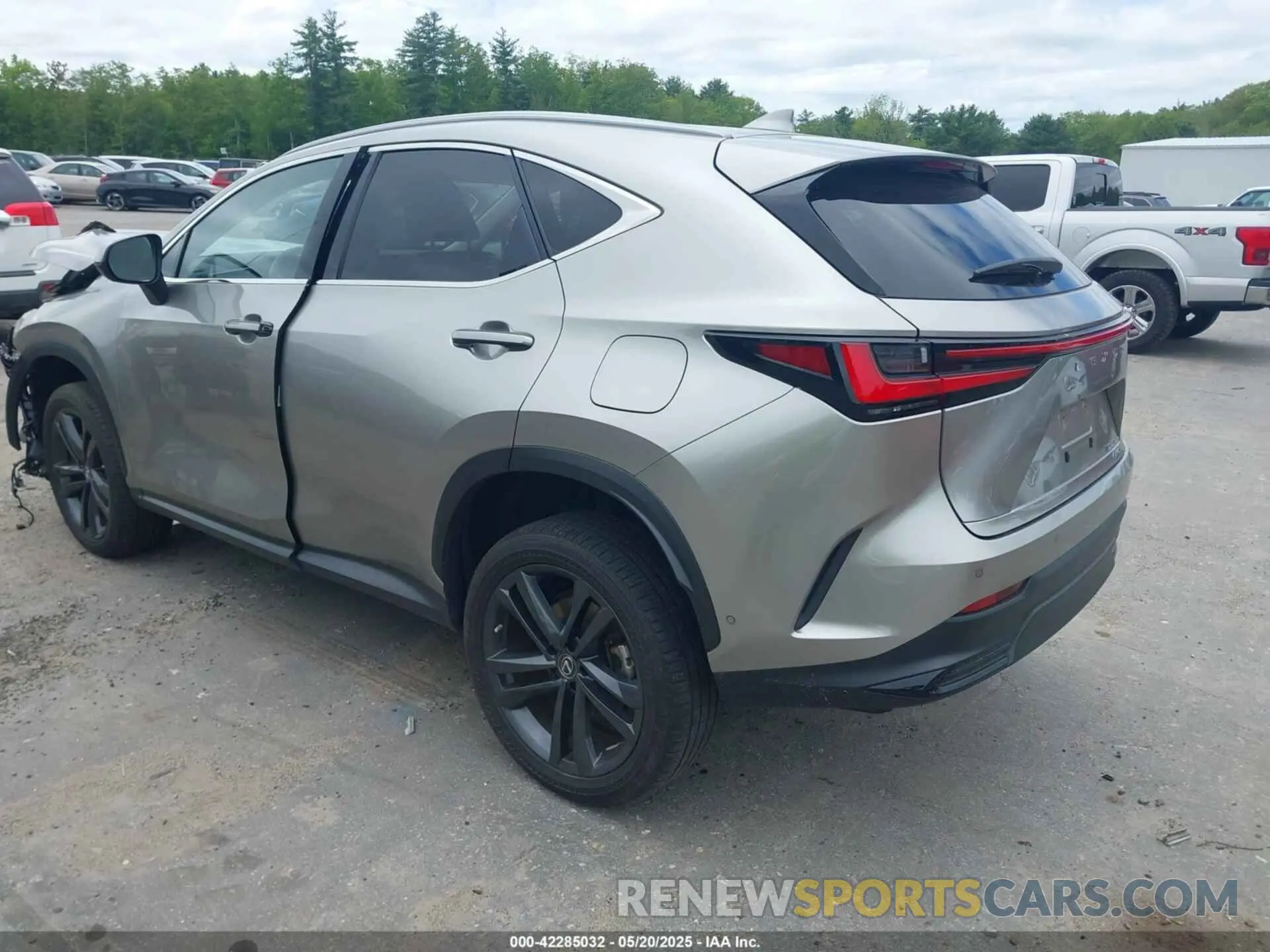 3 fotografías del automóvil dañado JTJHKCFZ4N2000998 LEXUS NX 450H+ 2022