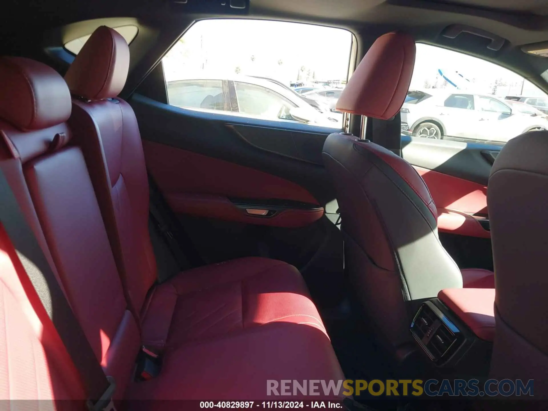 8 fotografías del automóvil dañado JTJHKCFZ6N2009153 LEXUS NX 450H+ 2022