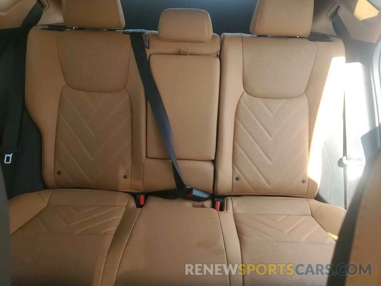 10 fotografías del automóvil dañado JTJHKCFZ1P2019074 LEXUS NX 450H 2023