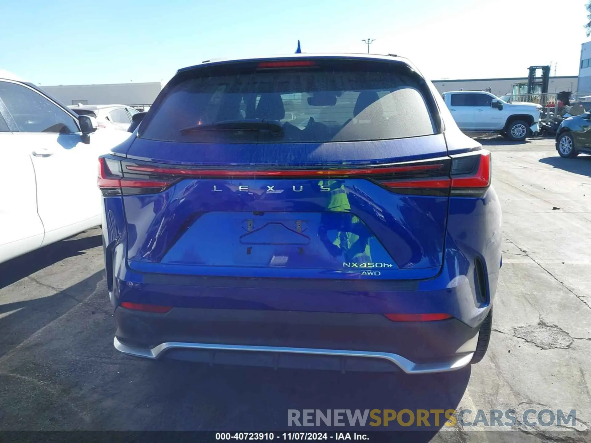 17 fotografías del automóvil dañado JTJKKCFZ1P2019615 LEXUS NX 450H+ 2023