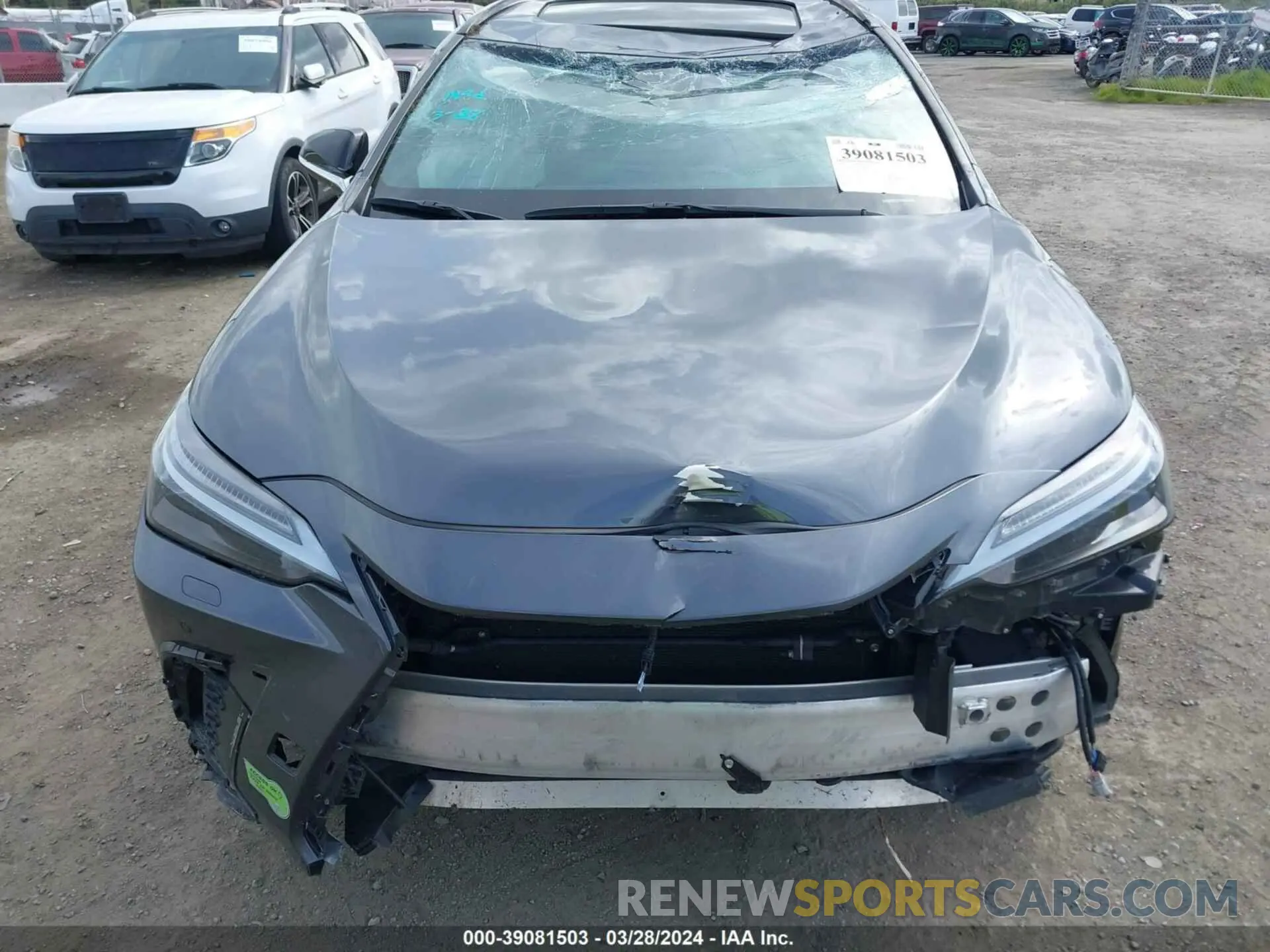 13 fotografías del automóvil dañado JTJKKCFZXP2016146 LEXUS NX 450H+ 2023