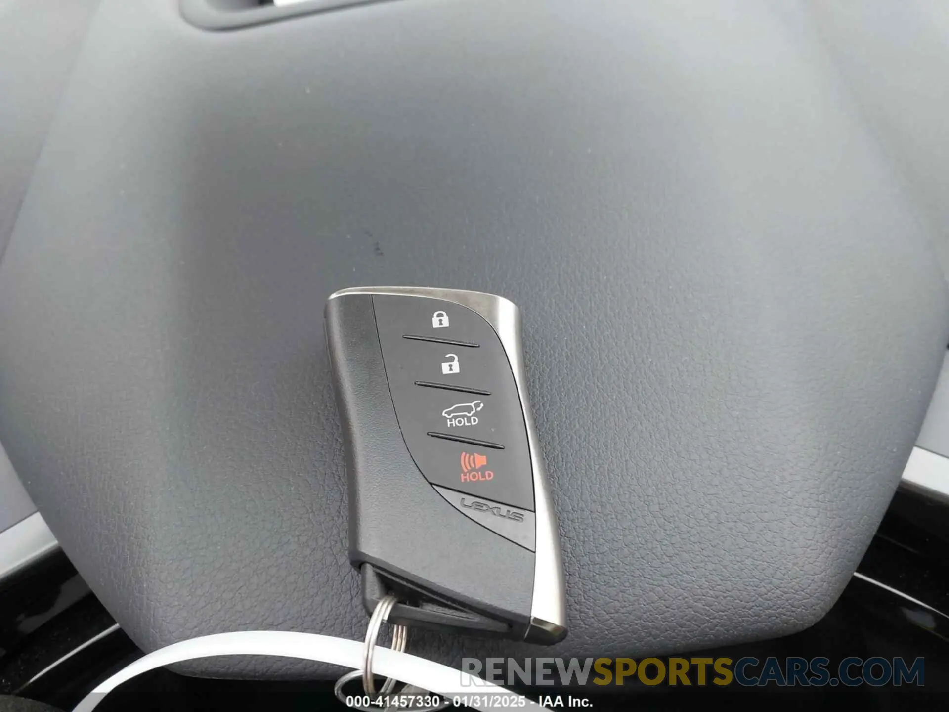 11 fotografías del automóvil dañado JTJHKCFZ0R2025435 LEXUS NX 450H+ 2024
